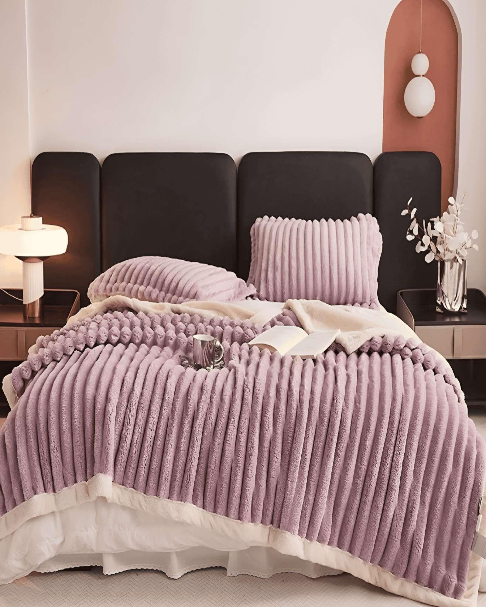 FRAZADAS CON SHERPA TEXTURIZADA  LINEAL 2P 06-3