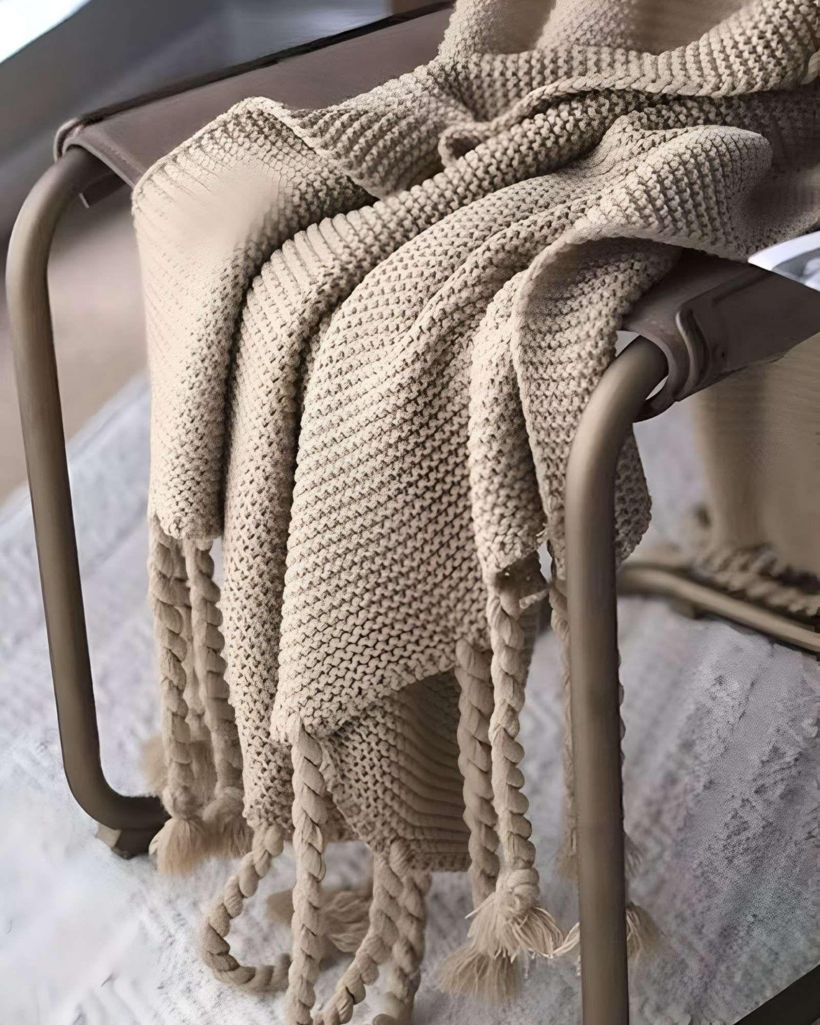 MANTA DECORATIVA MODELO CHENILLE CON FLECOS DE SOGA PARA CAMA O SOFA M5-2