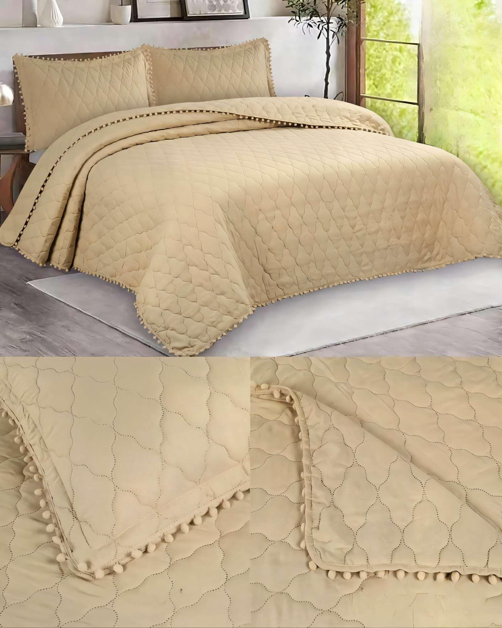 CUBRECAMA 1,5 PLAZA CON DETALLES DE POMPONES COLOR BEIGE-3