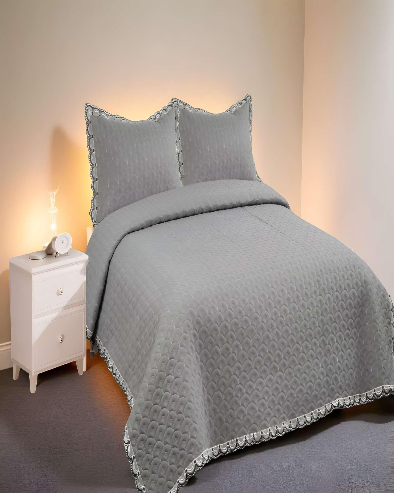 QUILT CUBRECAMA DE VERANO BORDADO 2 PLAZAS GRIS-3