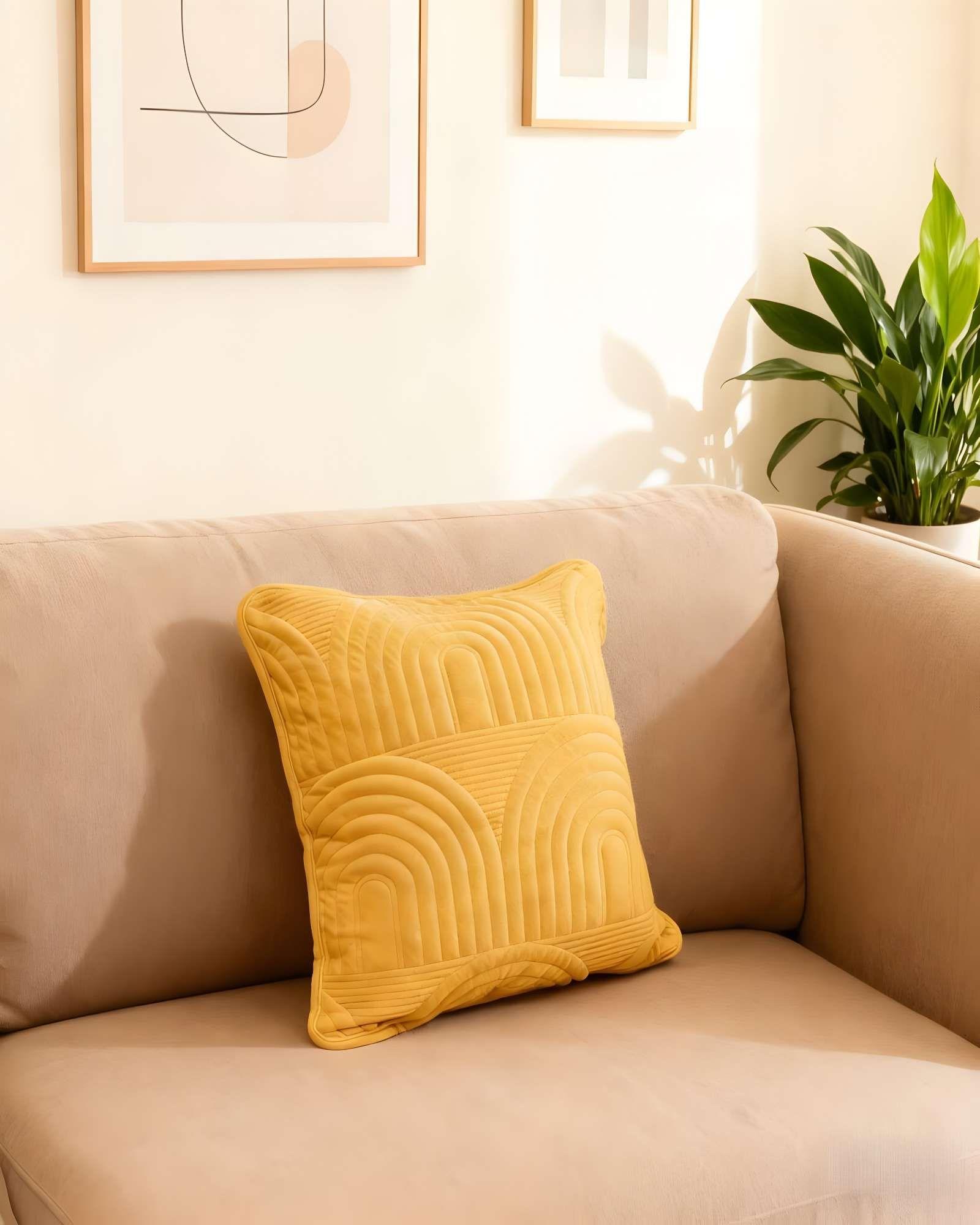 SET DE 2 FUNDAS DE COJIN SERIE ARCO 45X45 CM AMARILLO-2