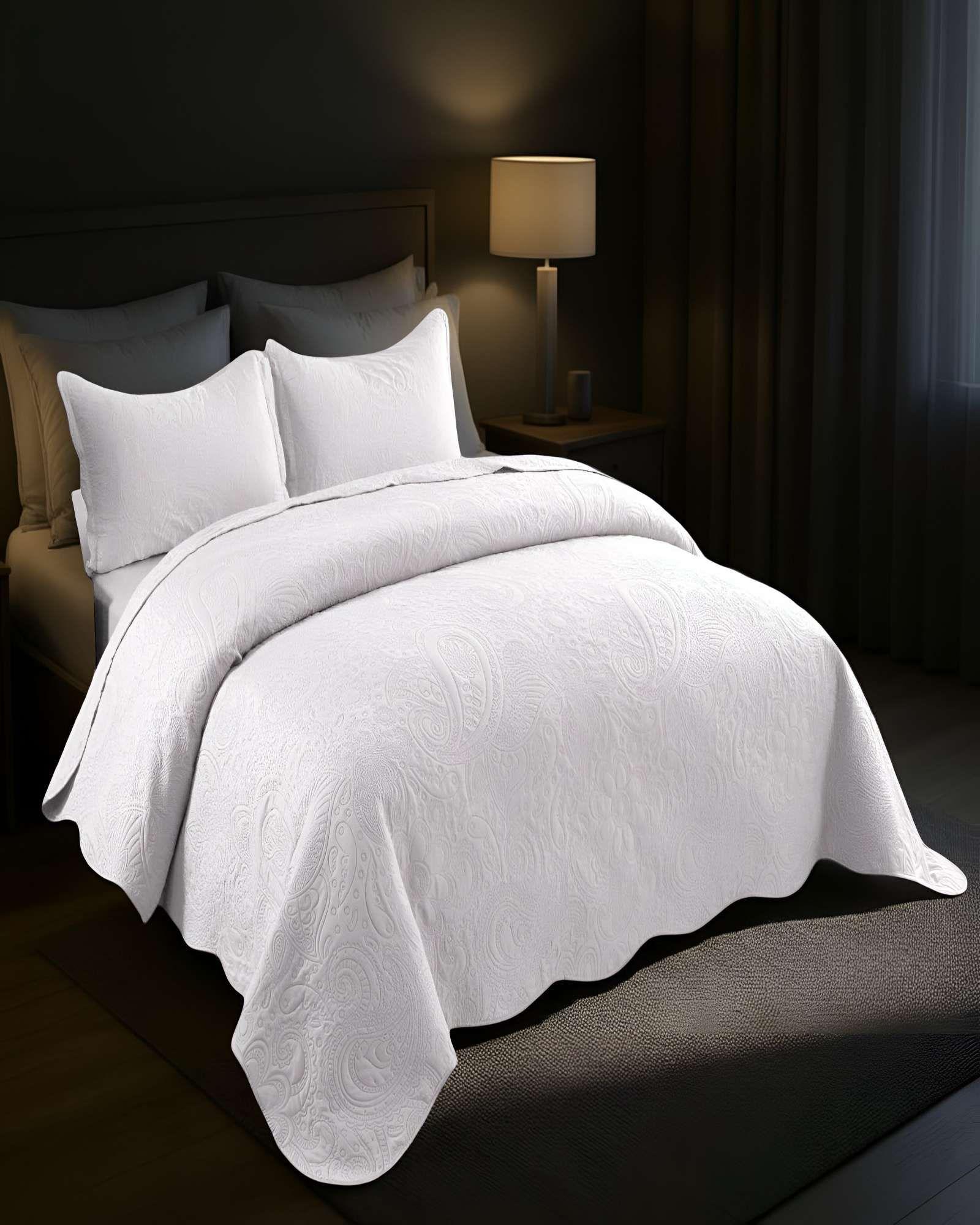 QUILT CUBRECAMA DE VERANO KING CON RELIEVE COLOR BLANCO-2