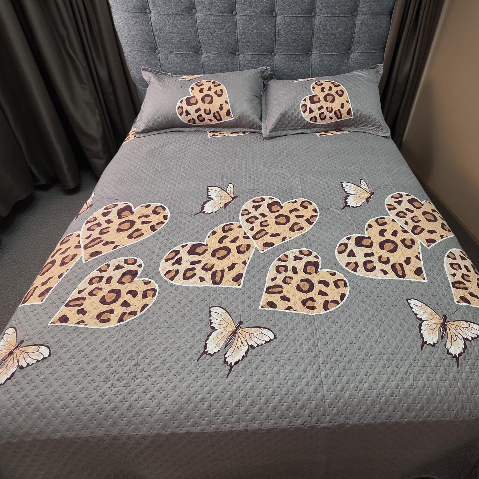 CUBRECAMA CON DIFERENTES DISEÑOS KING 250 X 270 CM P19-2