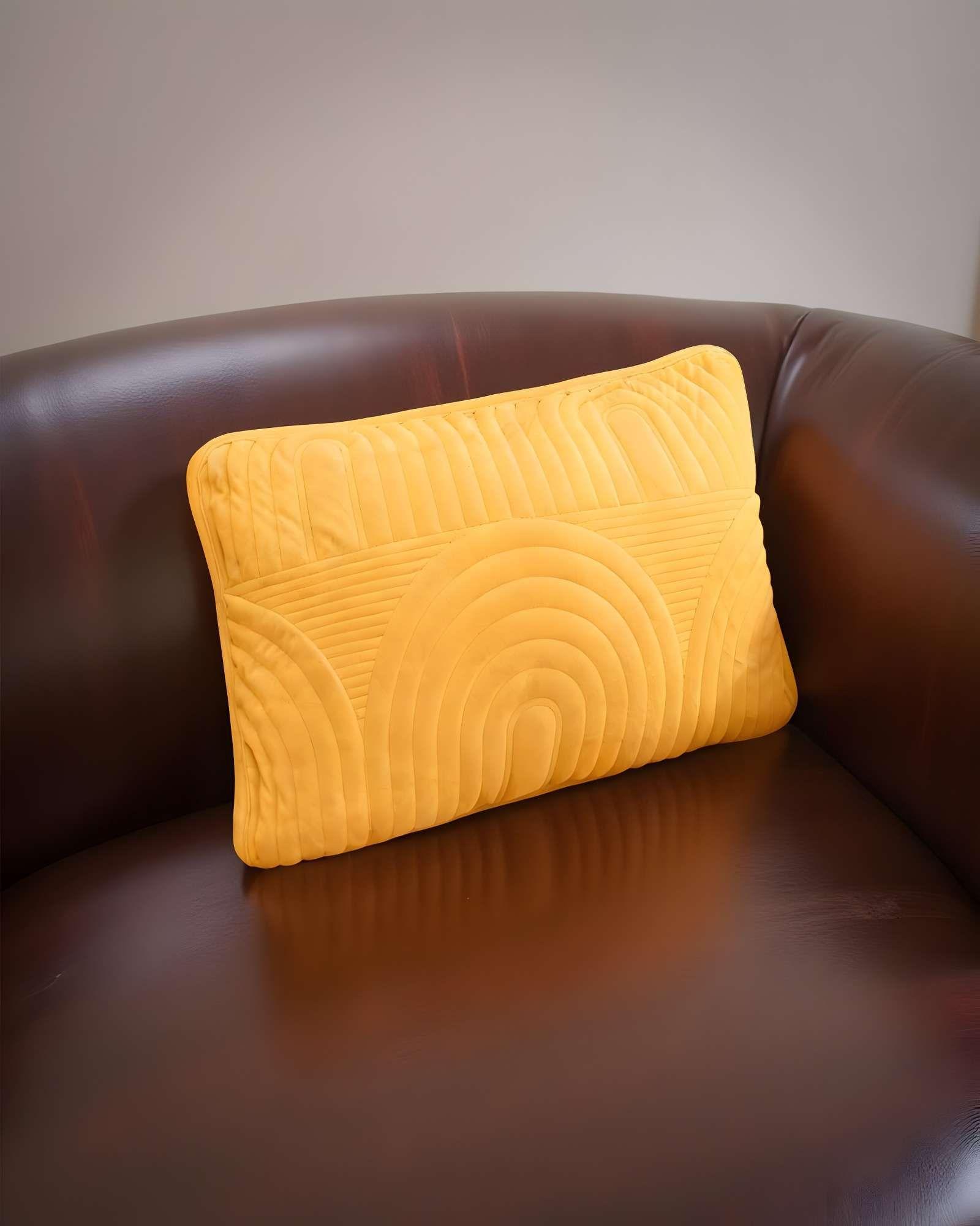 SET DE 4 FUNDAS DE COJIN SERIE ARCO 30X50 CM AMARILLO-2