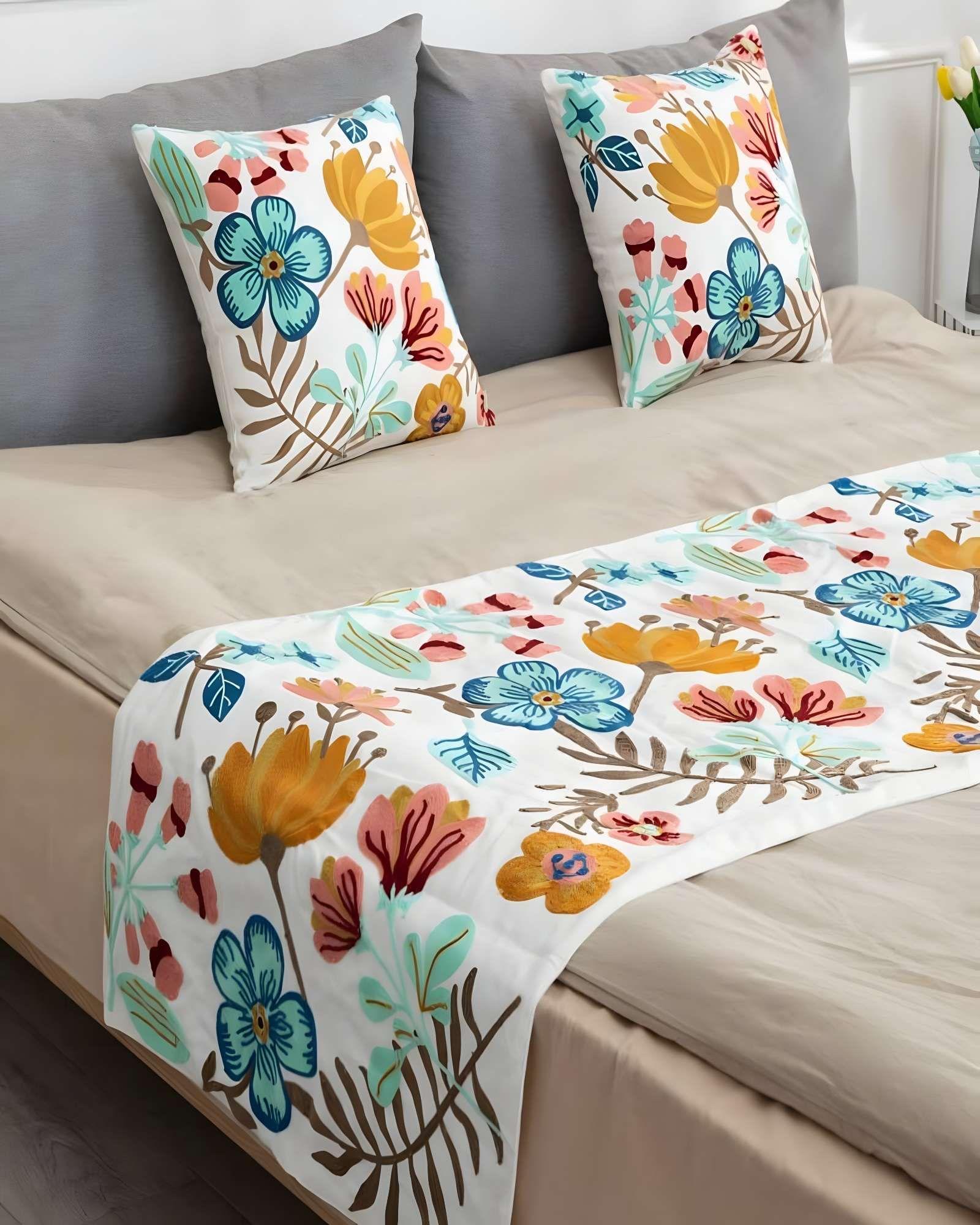 SET DE PIECERA BORDADA CON DOS FUNDAS BLANCO 05-2