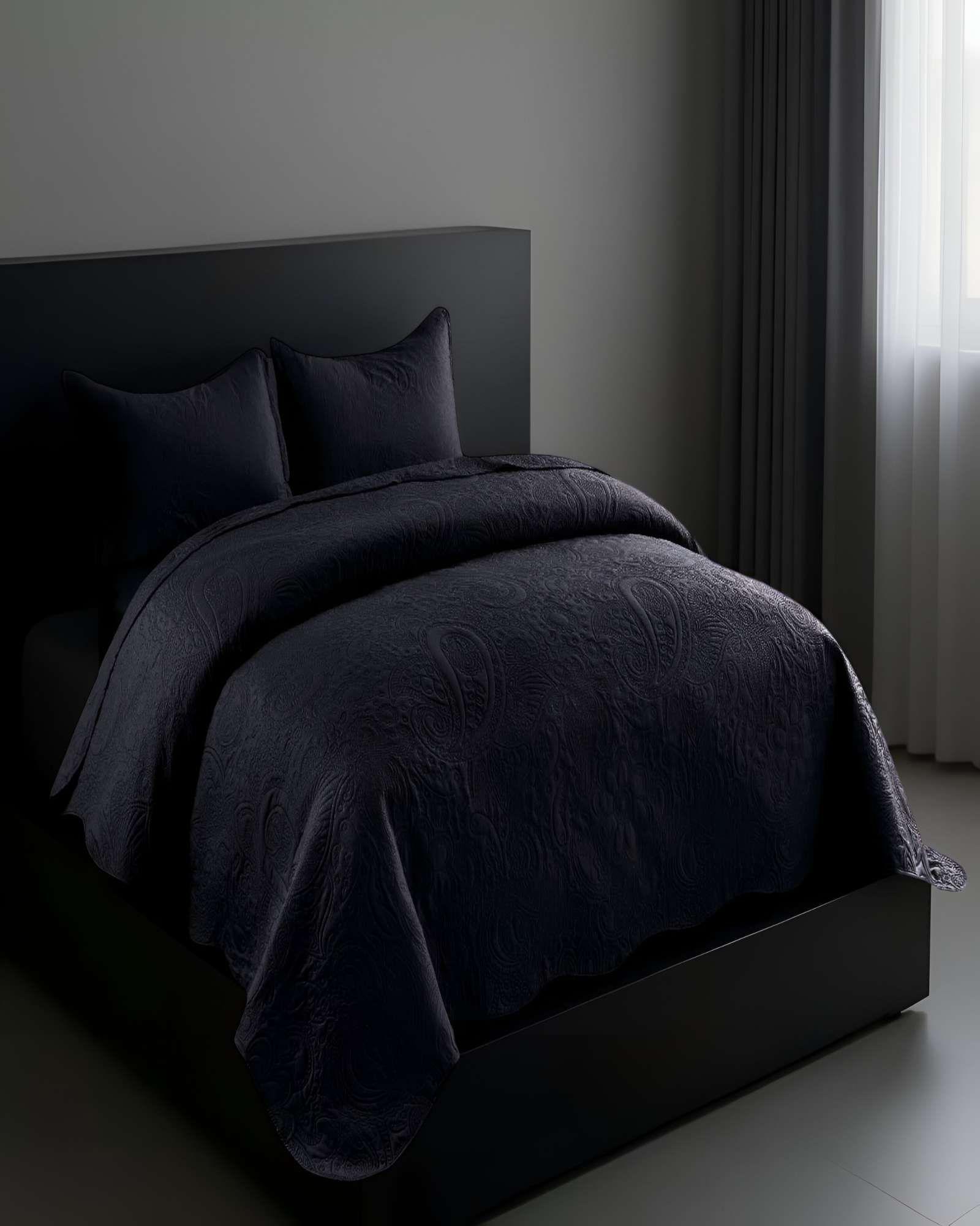 QUILT CUBRECAMA DE VERANO KING CON RELIEVE COLOR NEGRO-3