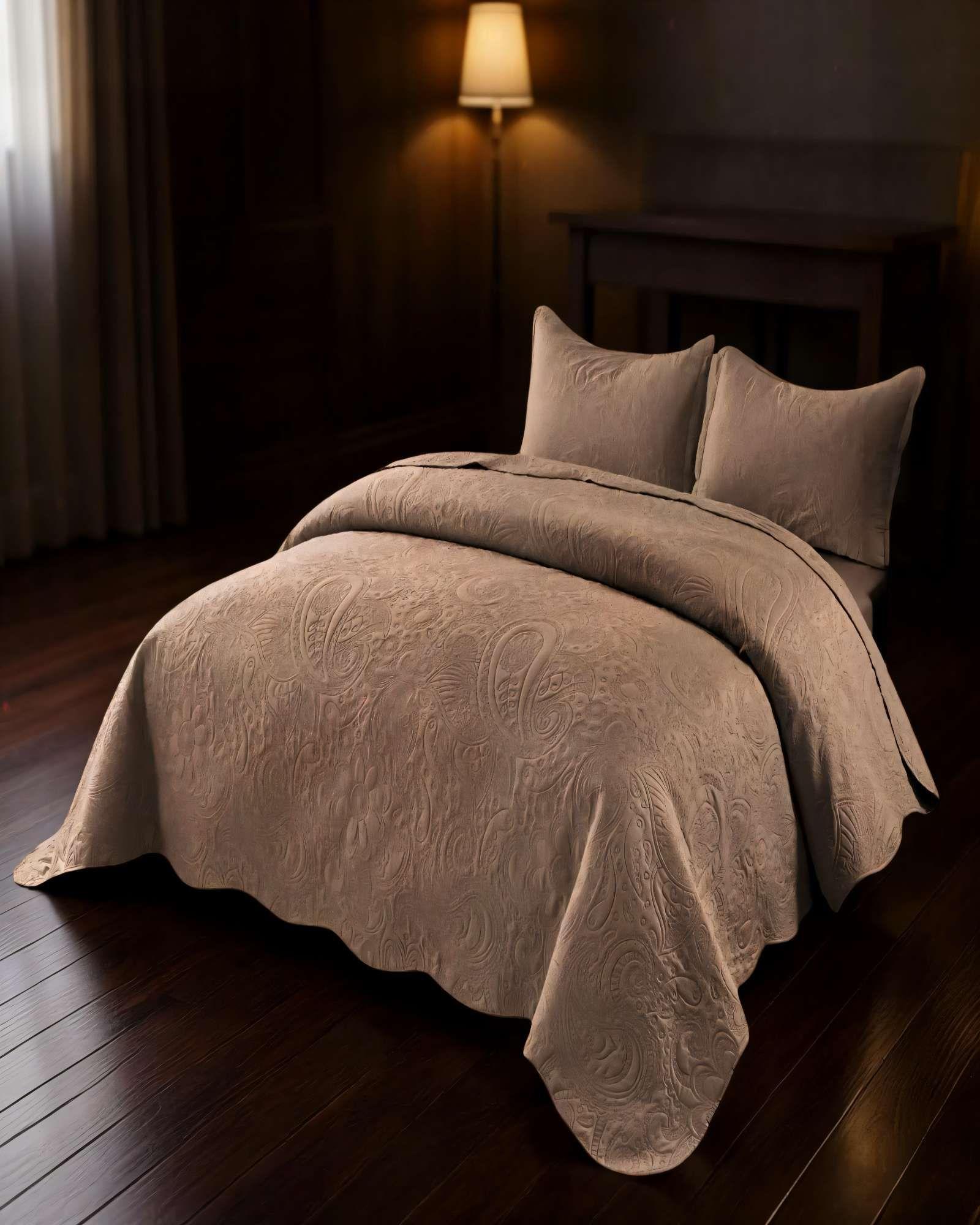 QUILT CUBRECAMA DE VERANO 2 PLAZAS CON RELIEVE COLOR MARRON-2