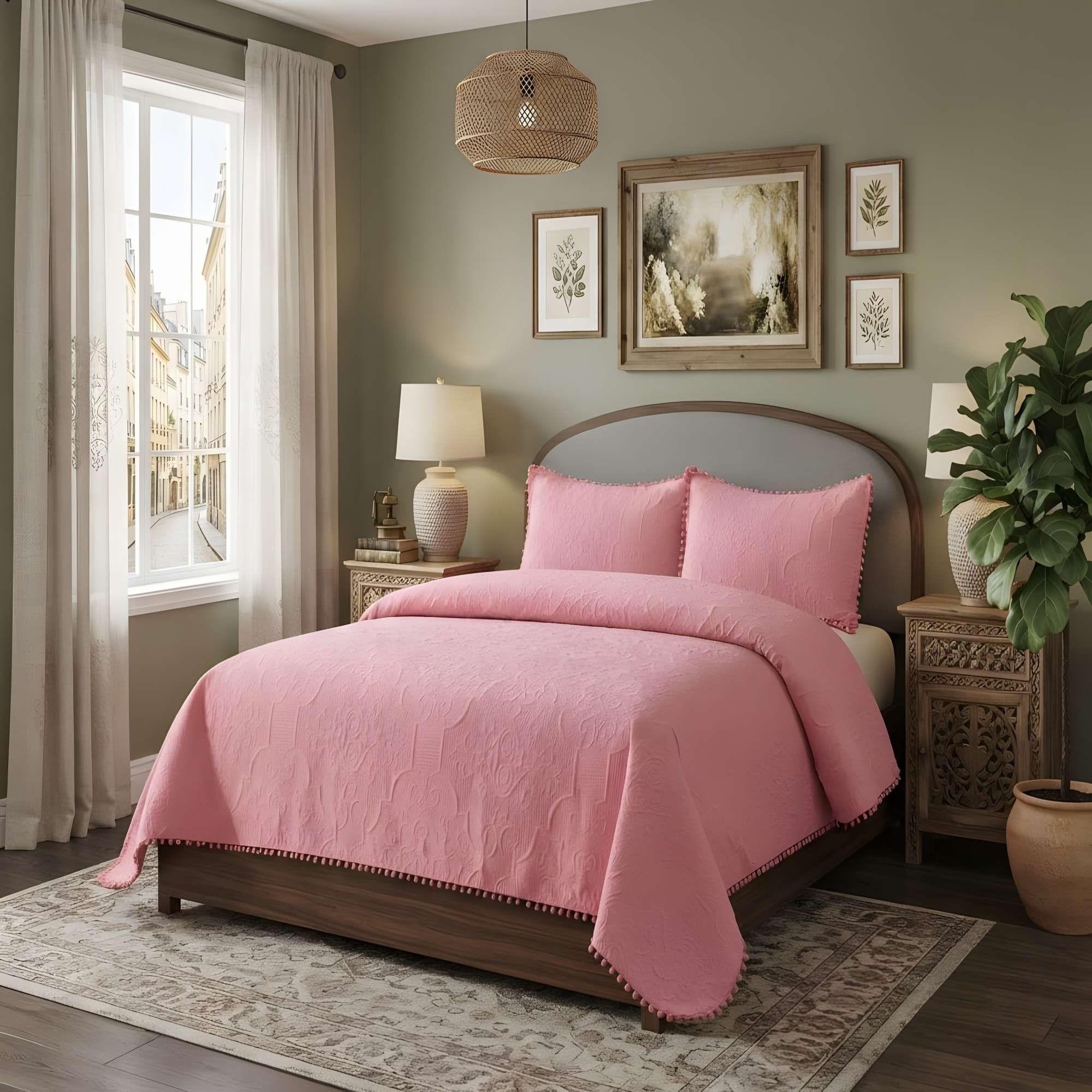 CUBRECAMA PREMIUM CON POMPONES 2 PLAZA COLOR ROSADO-2