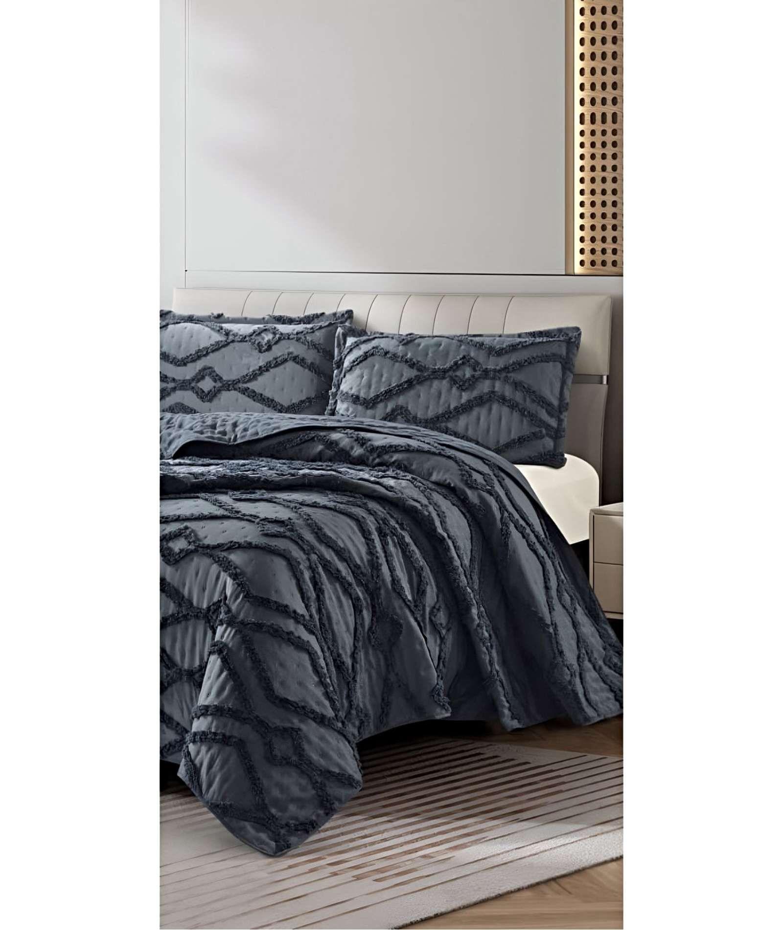 CUBRECAMA QUILT CON DISEÑO GEOMETRICO RELIEVE PLAZA Y MEDIA 180 x 230 cm 06-2