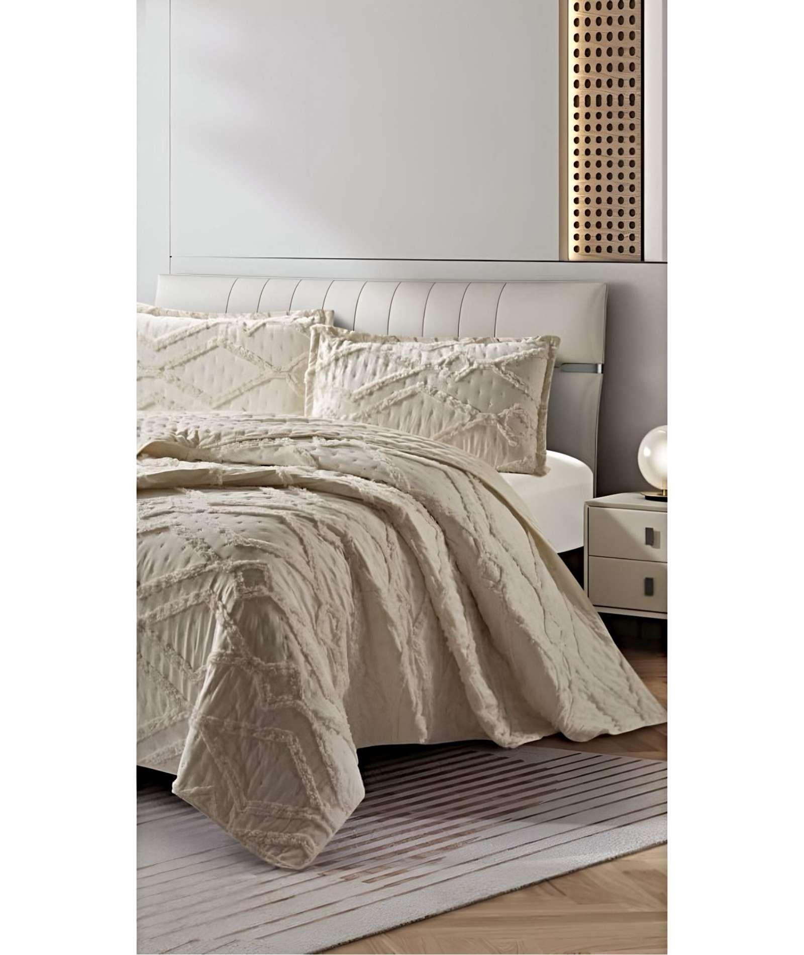 CUBRECAMA QUILT CON DISEÑO GEOMETRICO RELIEVE KING-SUPERKING 250 x 270 cm 04-2