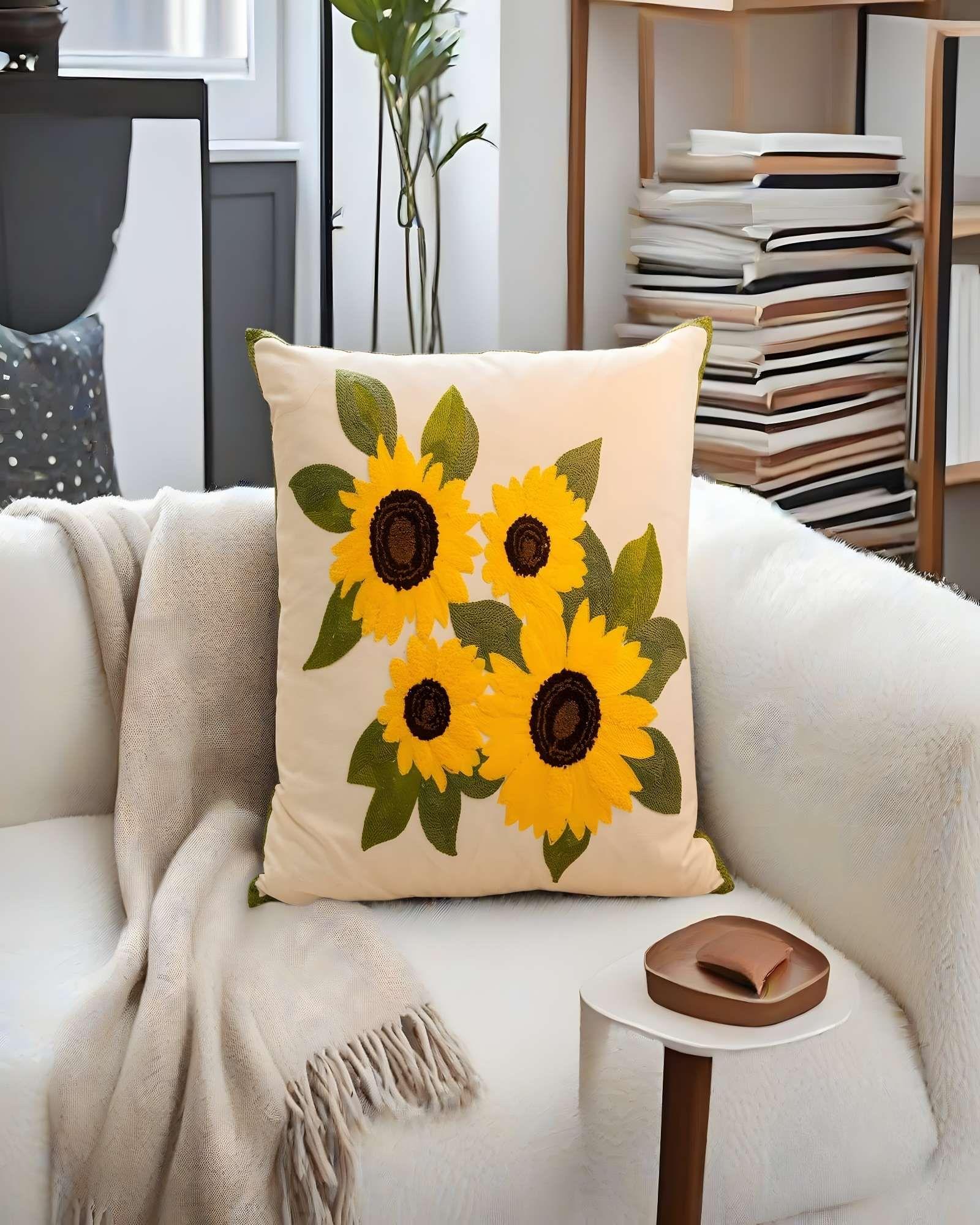 SET DE 4 FUNDAS DE COJIN BORDADAS 45X45CM BEIGE-3