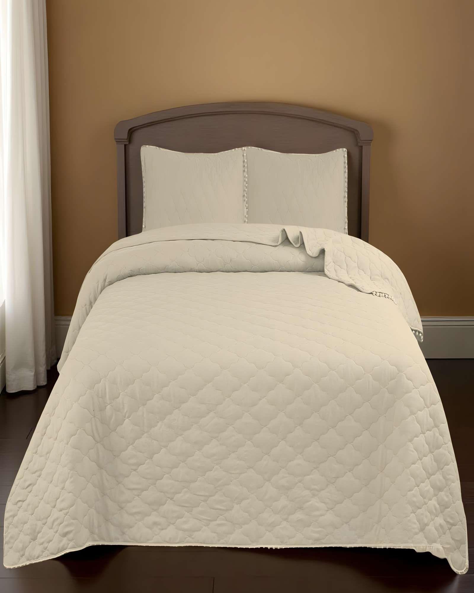QUILT CUBRECAMA DE VERANO CON POMPONES PLAZA Y MEDIA BEIGE-3