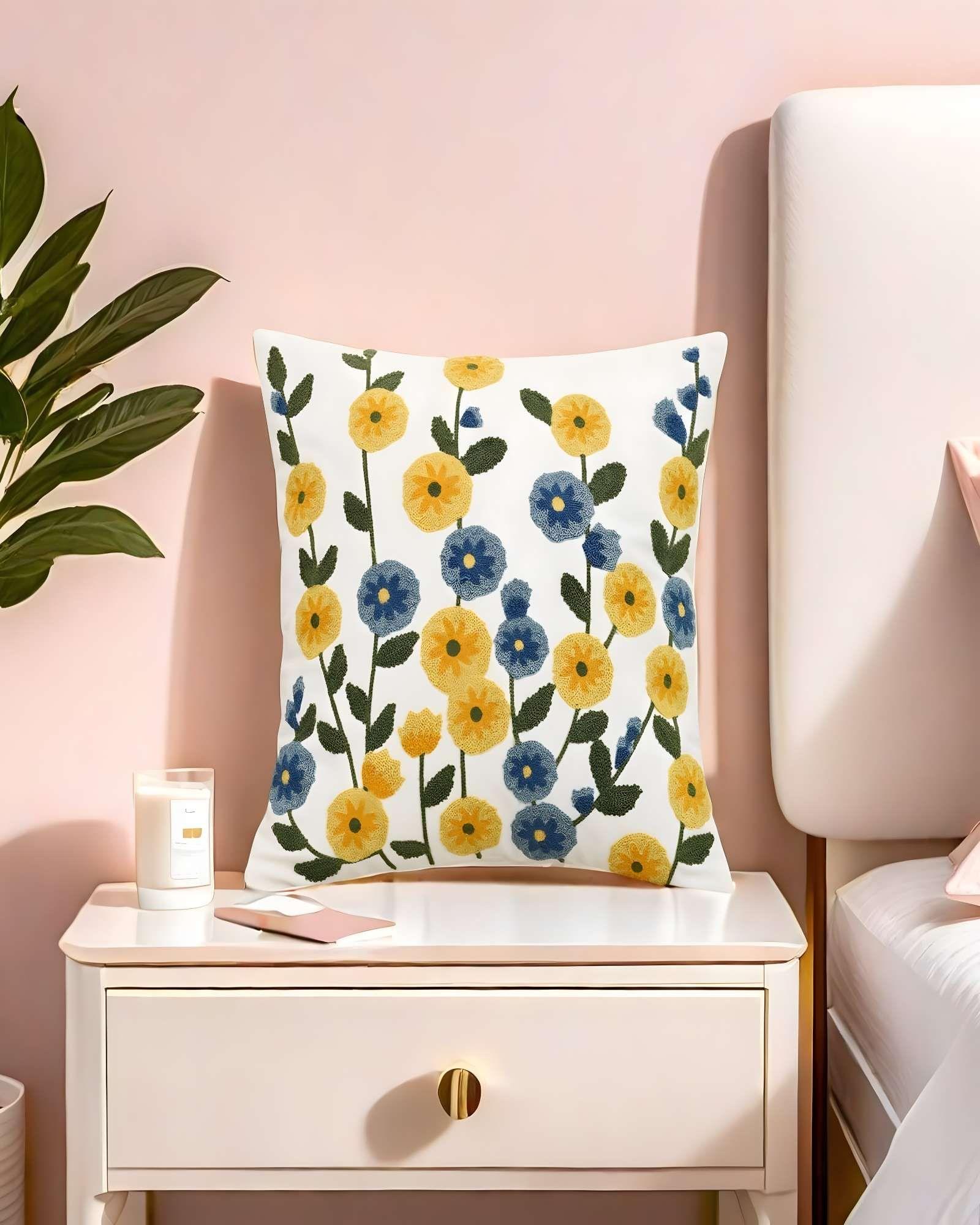 SET DE 2 FUNDAS DE COJIN BORDADAS 45X45CM BLANCO 09-3