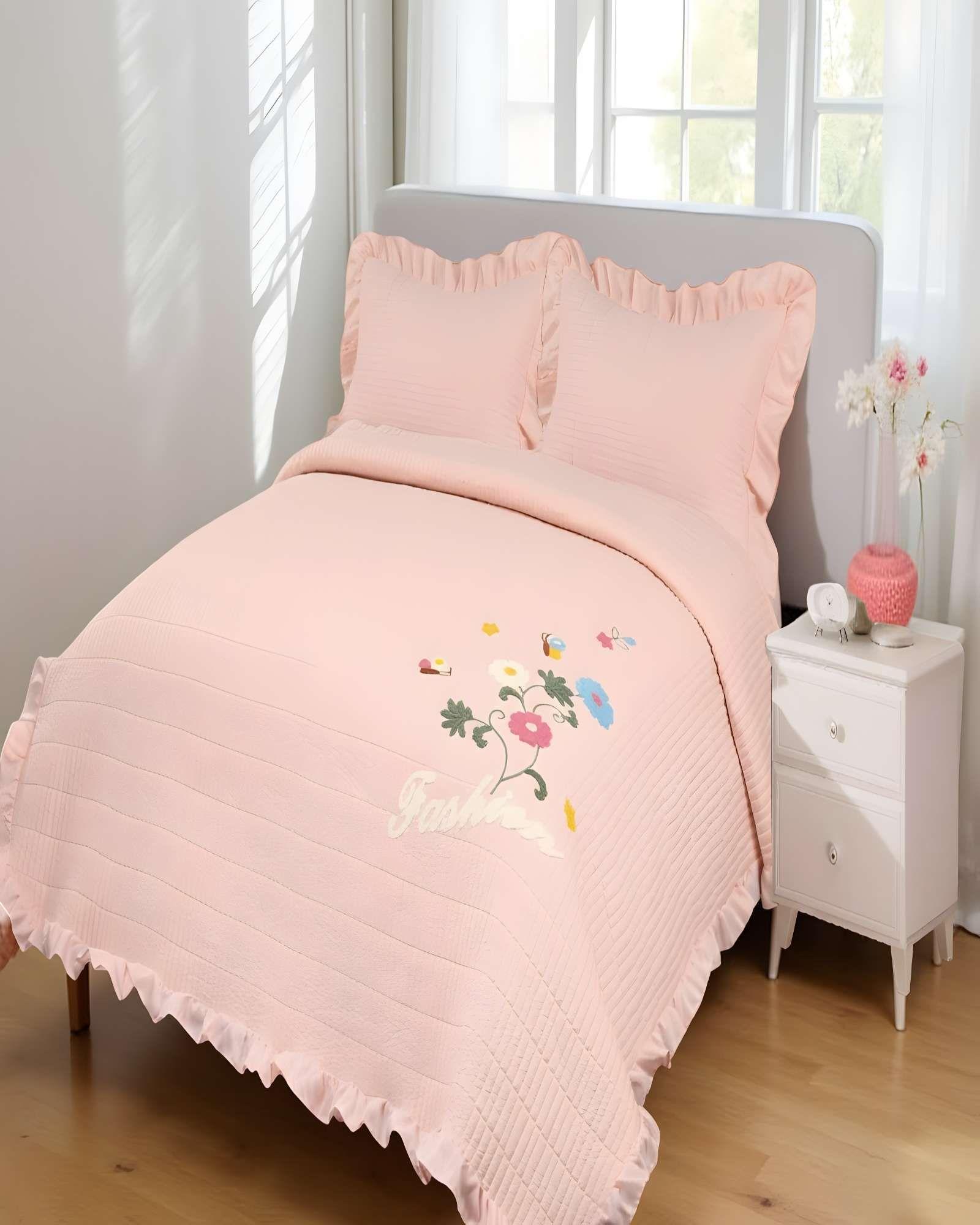QUILT CUBRECAMA DE VERANO CON FLORES BORDADAS 2 PLAZAS  BEIGE-2