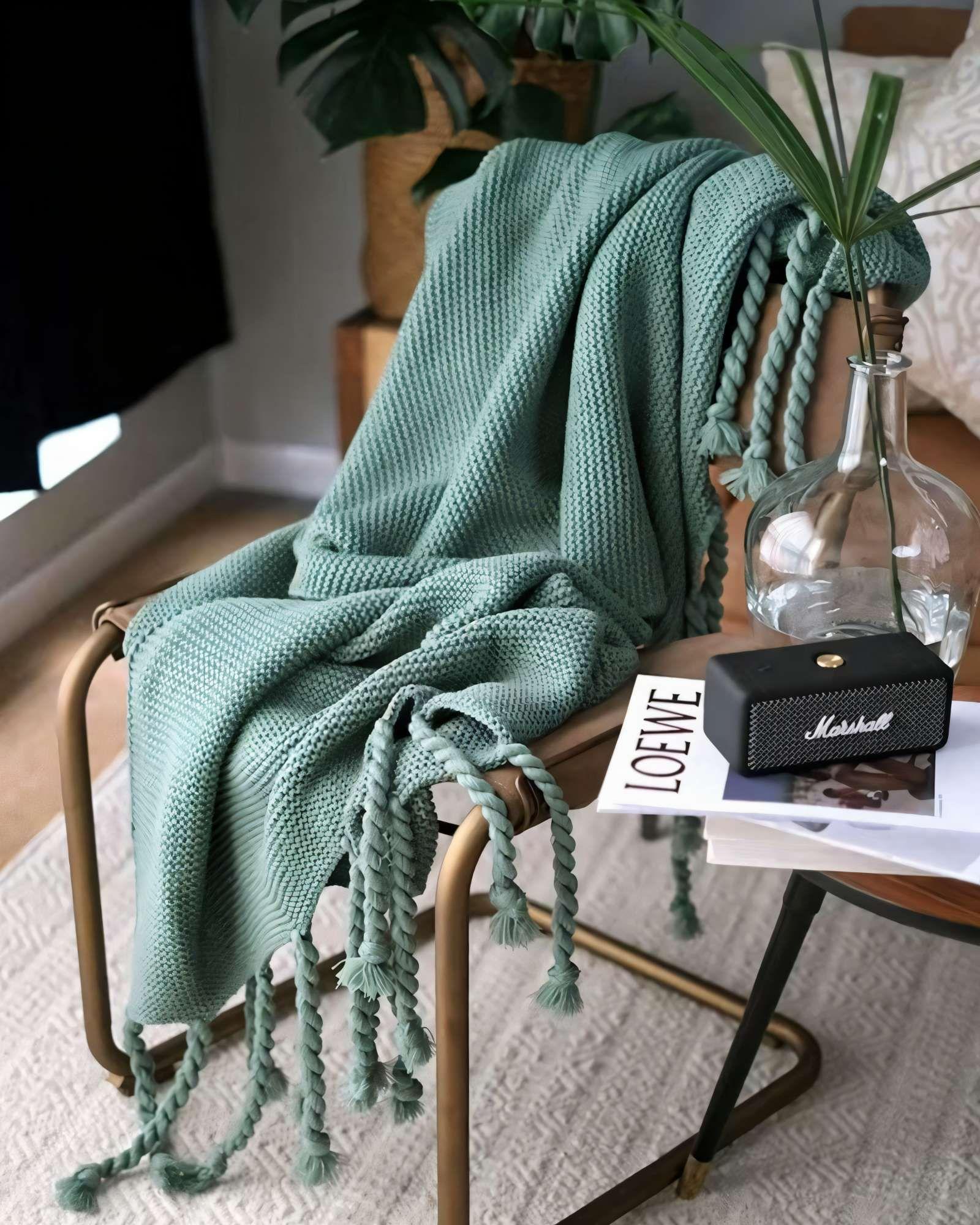 MANTA CON FLECOS DE SOGA TRENZADOS CHENILLE COLOR VERDE-2