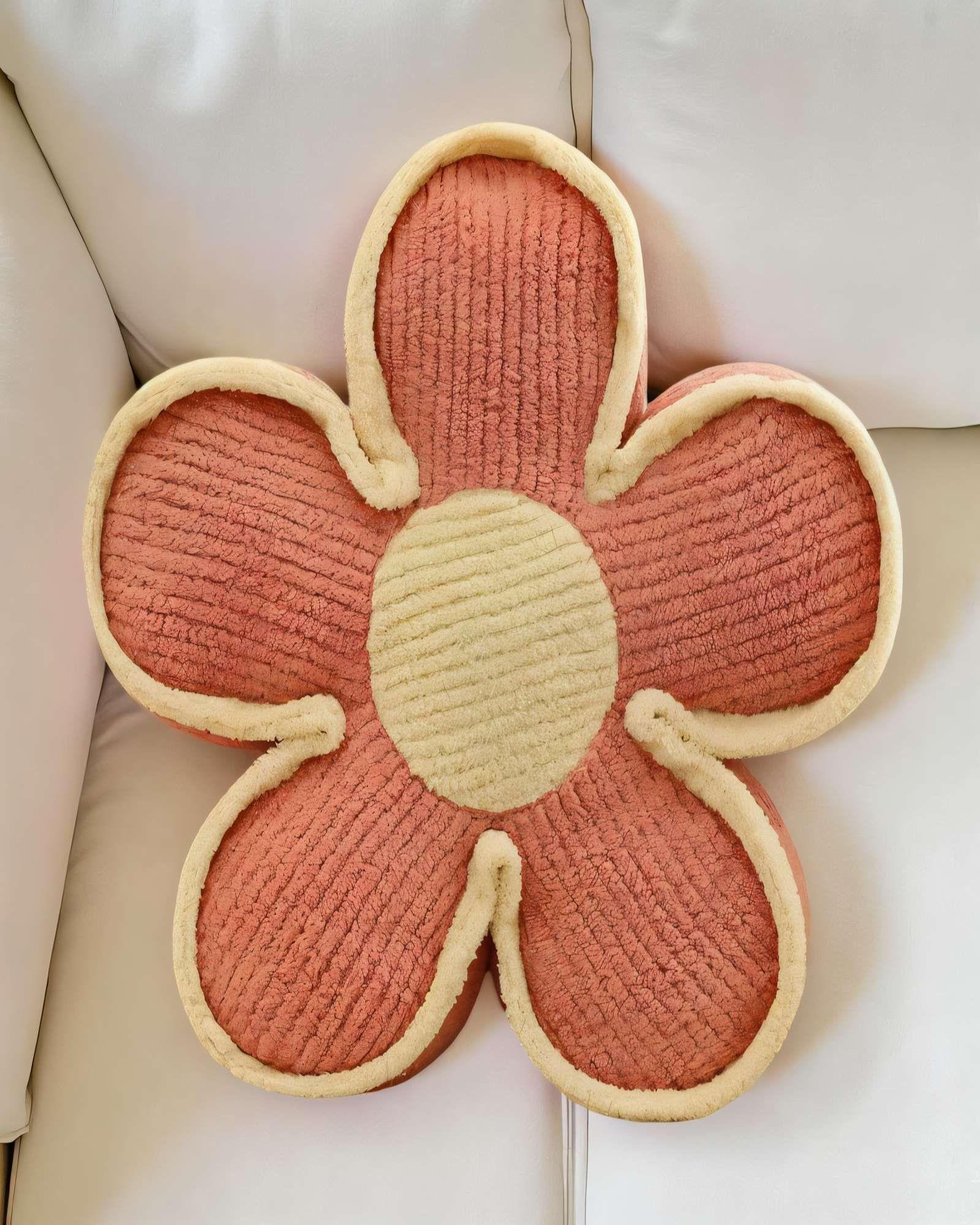 COJIN FORMA DE FLOR DECORATIVO COLOR NARANJA CON BORDE BEIGE-3