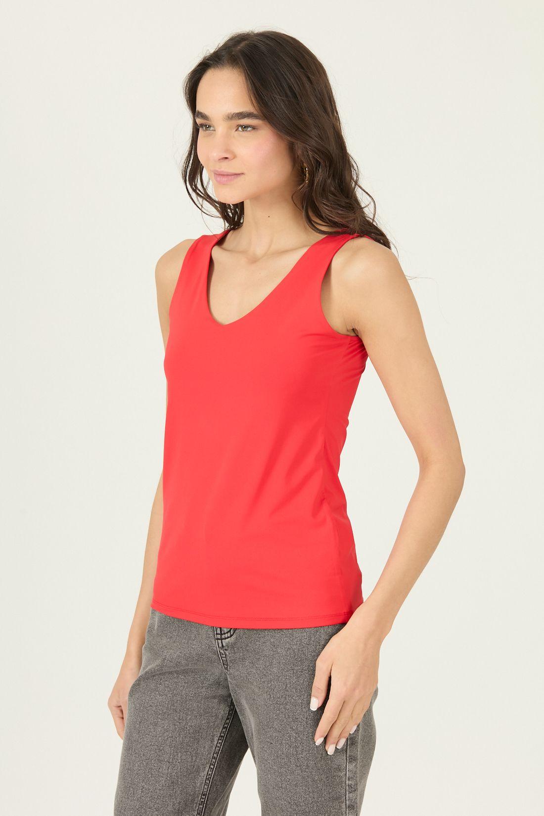 Poleta Roja Cod 2800705-1