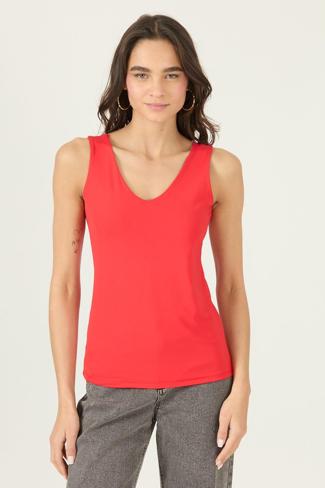 Poleta Roja Cod 2800705-2