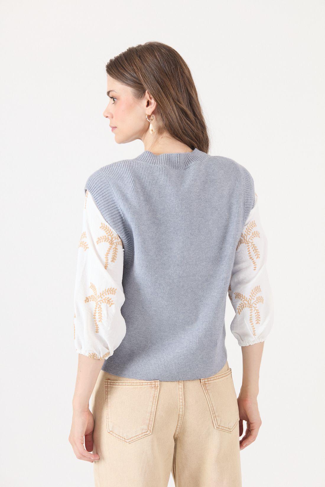 Sweater Con Trenzas Celeste Cod 5414426-4