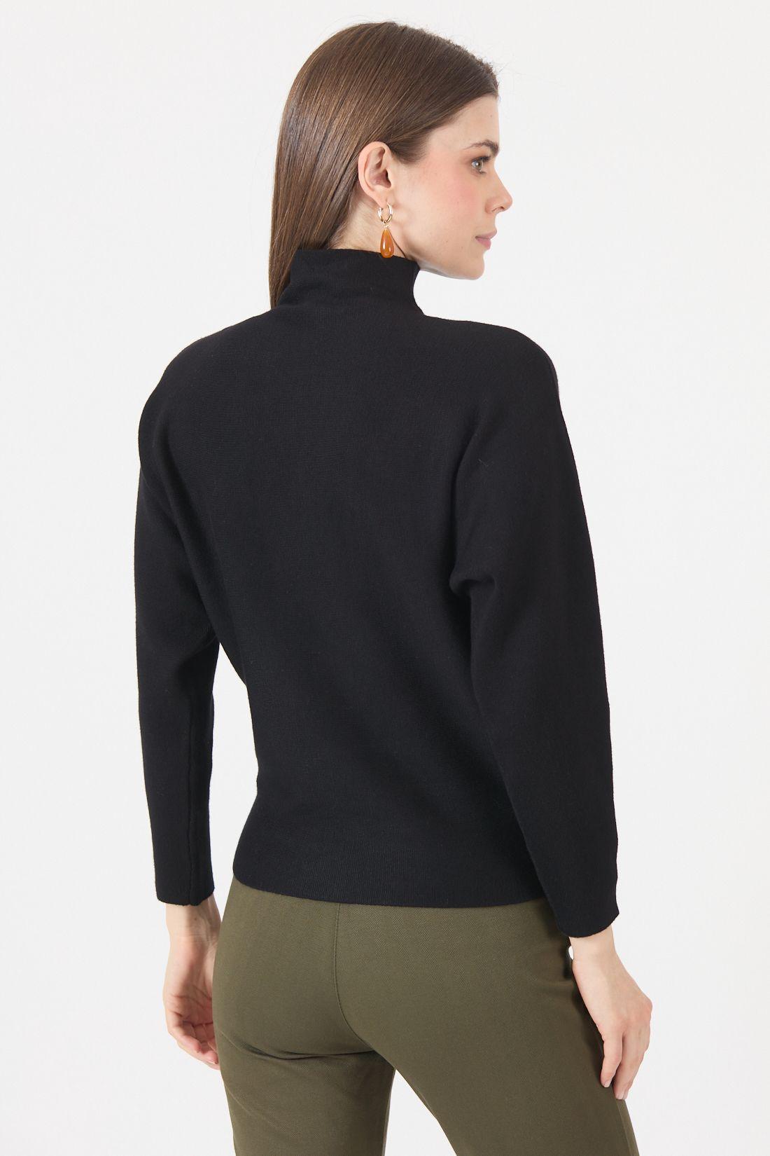Sweater Negro Cod 5414536-4