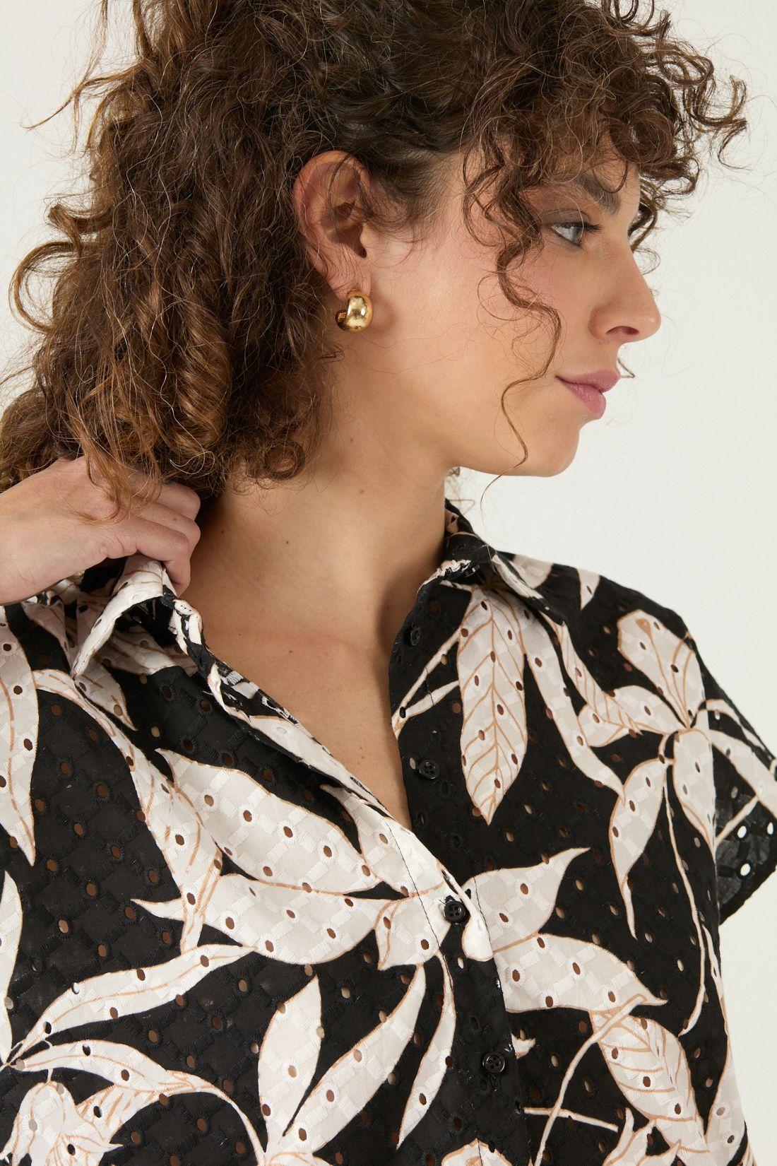 Blusa Estampada Negra Cod 4517535-1