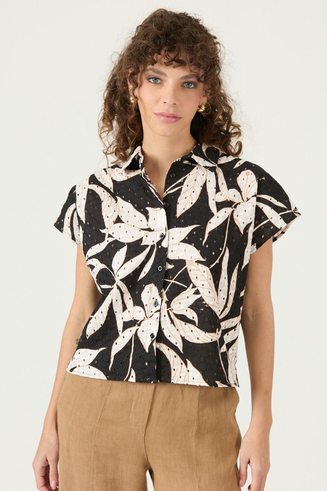 Blusa Estampada Negra Cod 4517535-2
