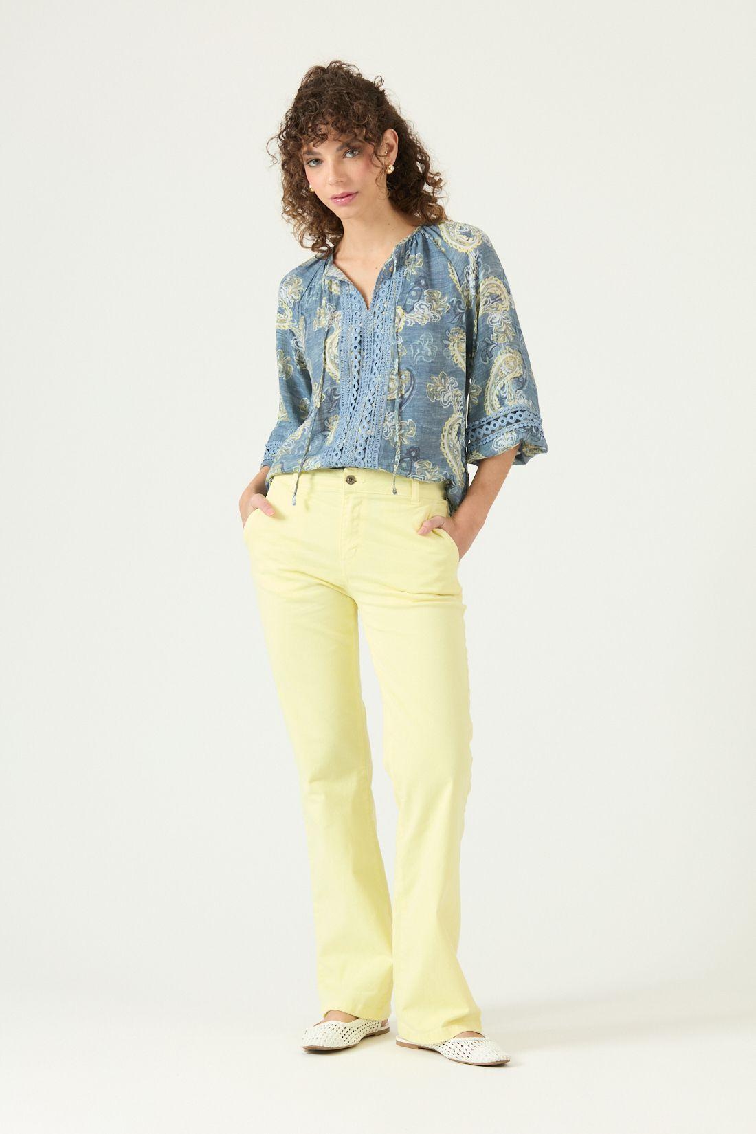 Jeans Slim Fit Amarillo Cod 2401015-0