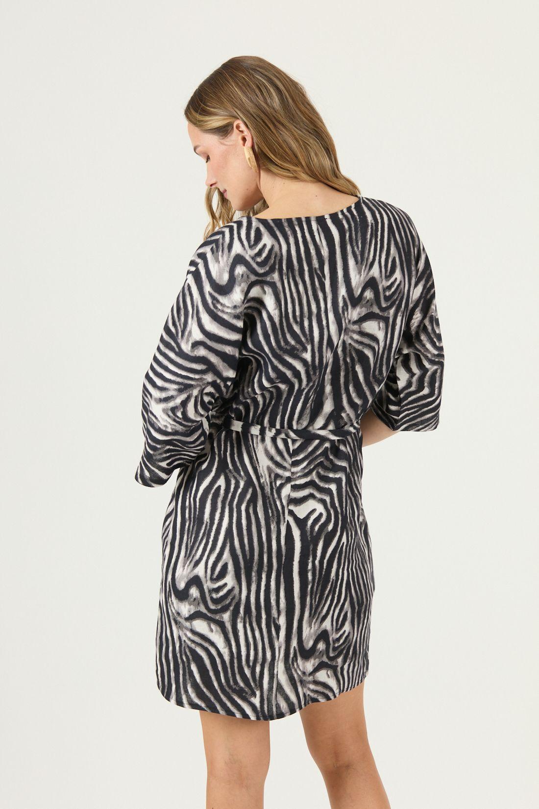 Vestido De Lino Animal Print Negro Cod 4005455-3