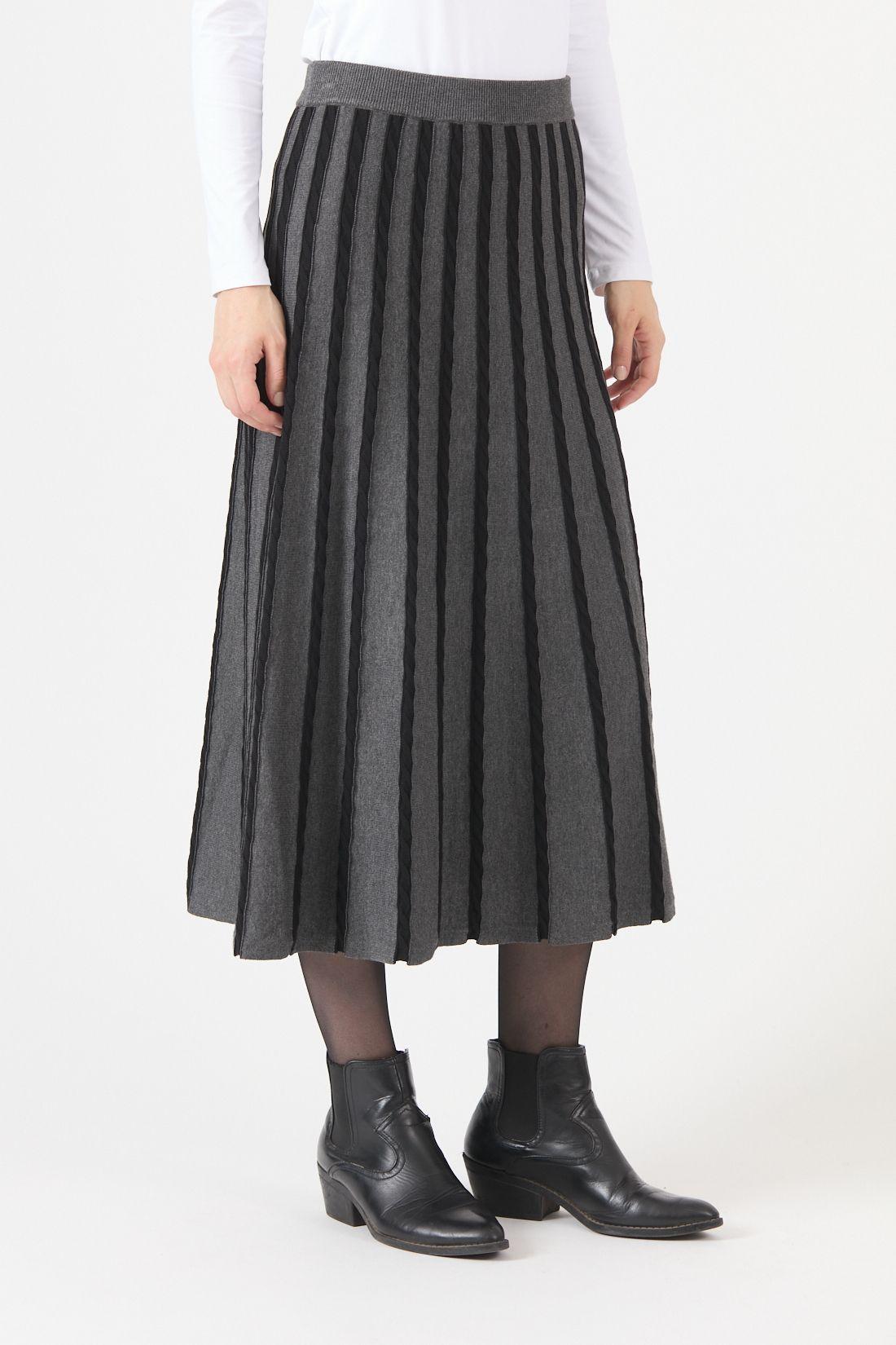 Falda Jacquard Gris Cod 5048896-2