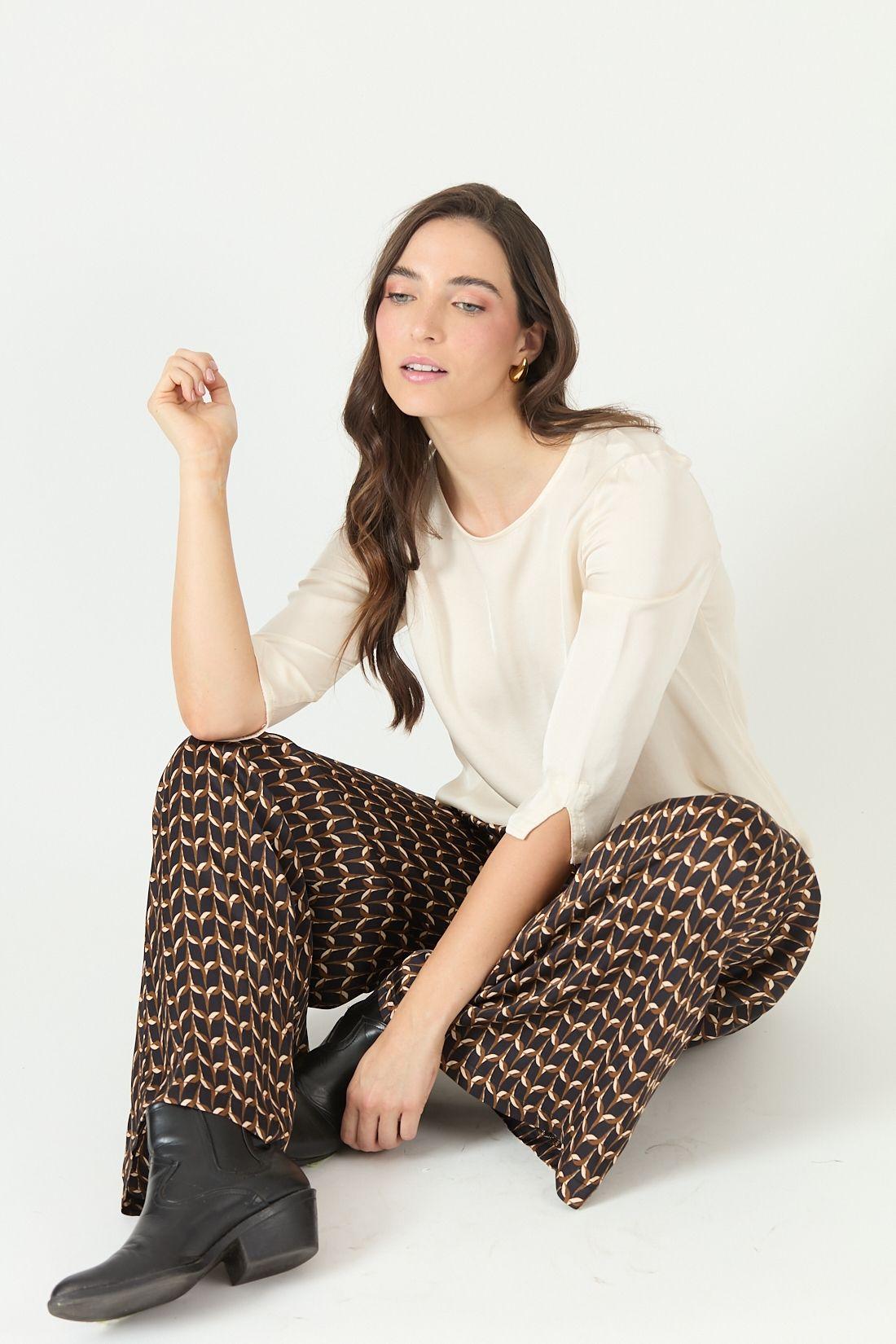 Pantalon palazzo negro estampado 2246-0