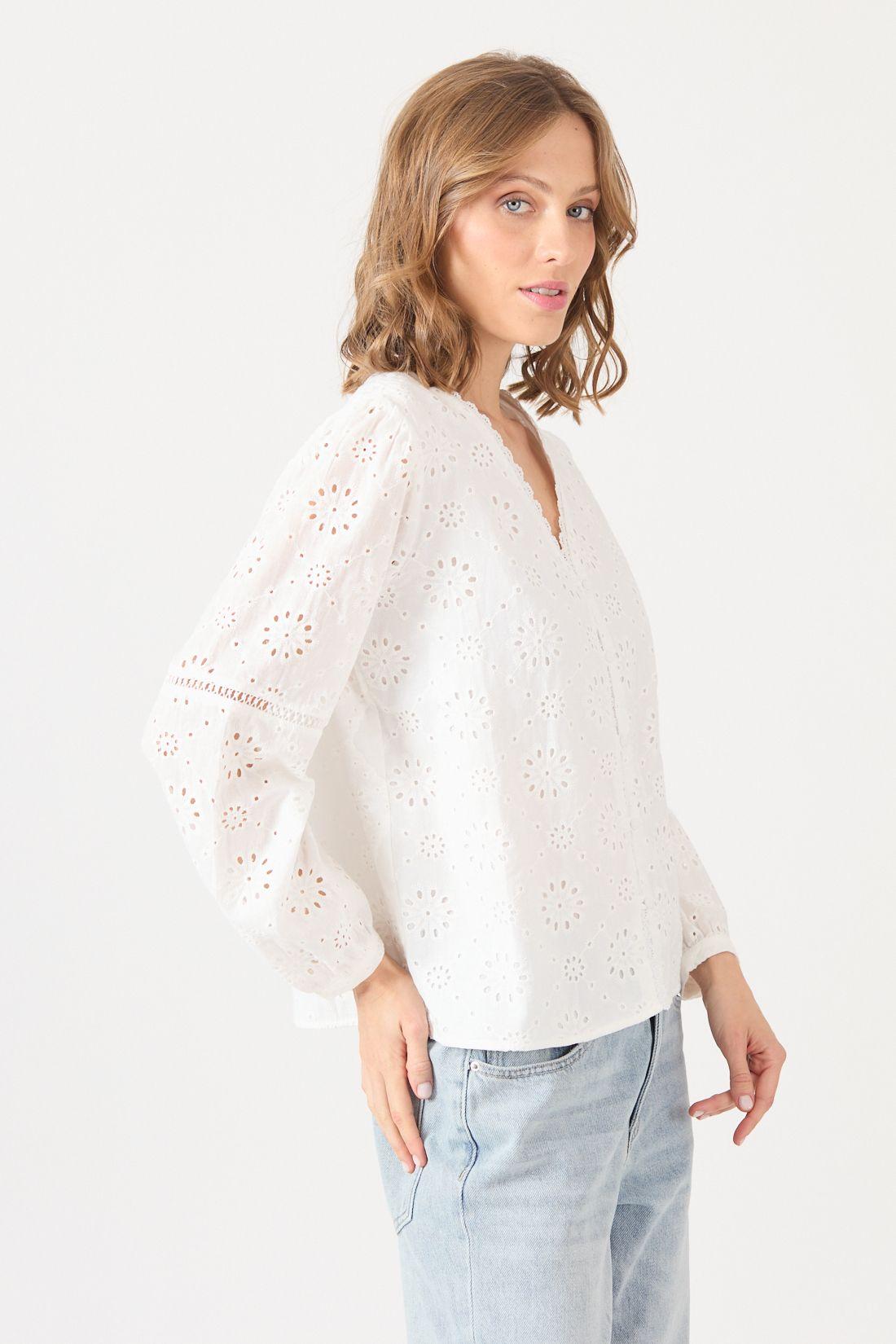 Blusa Con Encaje Blanca Cod 4520706-2