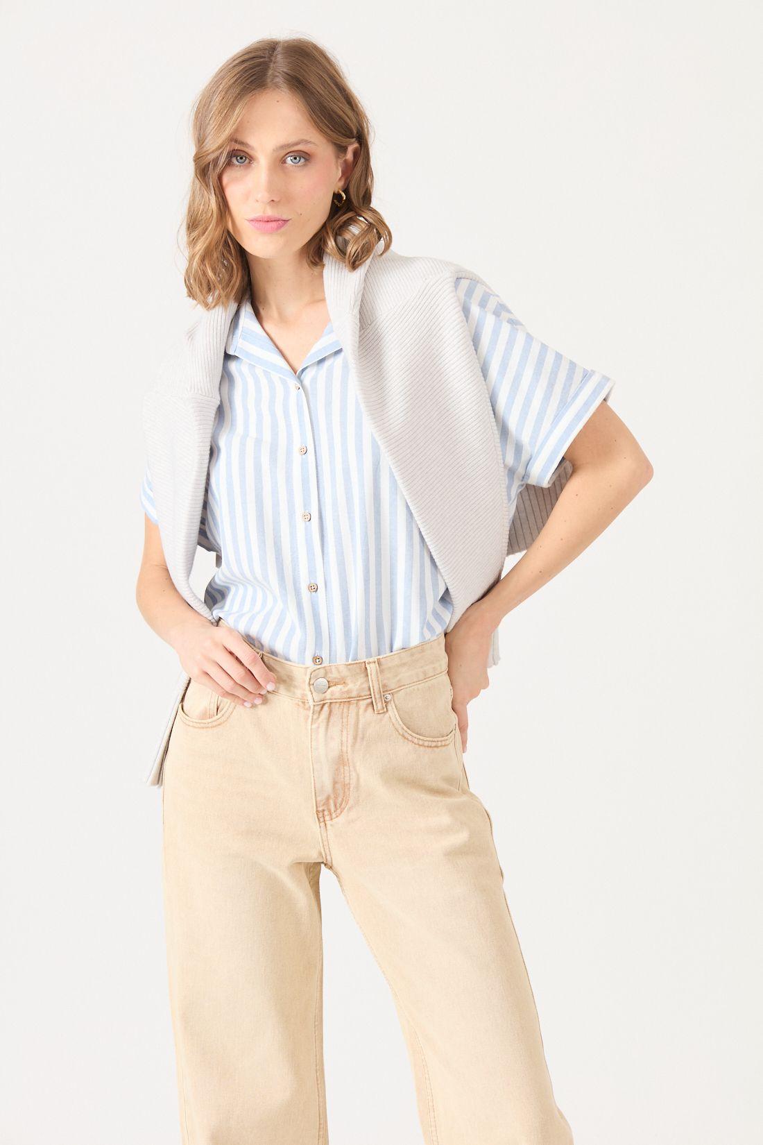 Blusa Con Rayas Celeste Cod 4520686-1