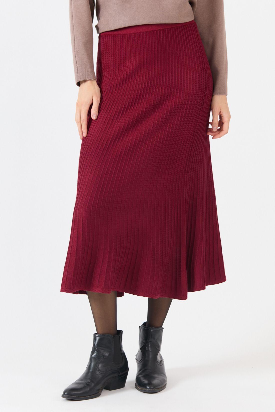 Falda Con Textura Burdeo Cod 5048876-1