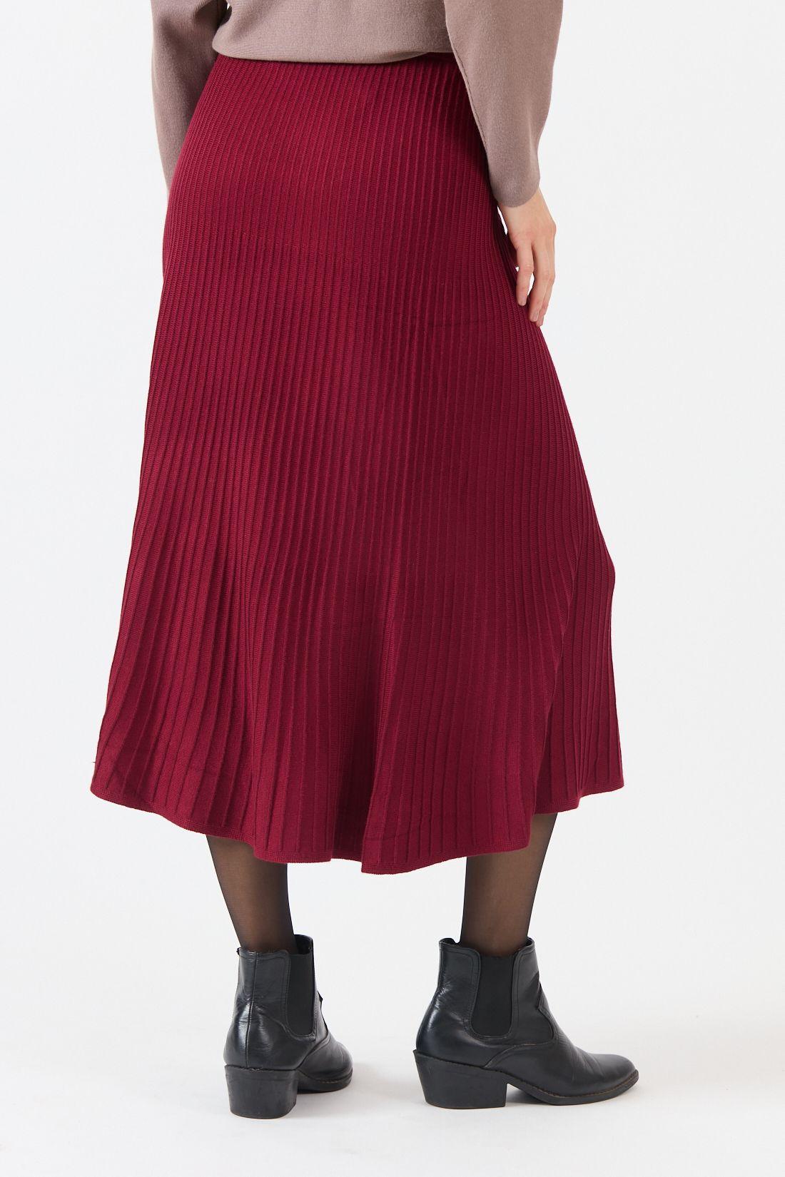 Falda Con Textura Burdeo Cod 5048876-3