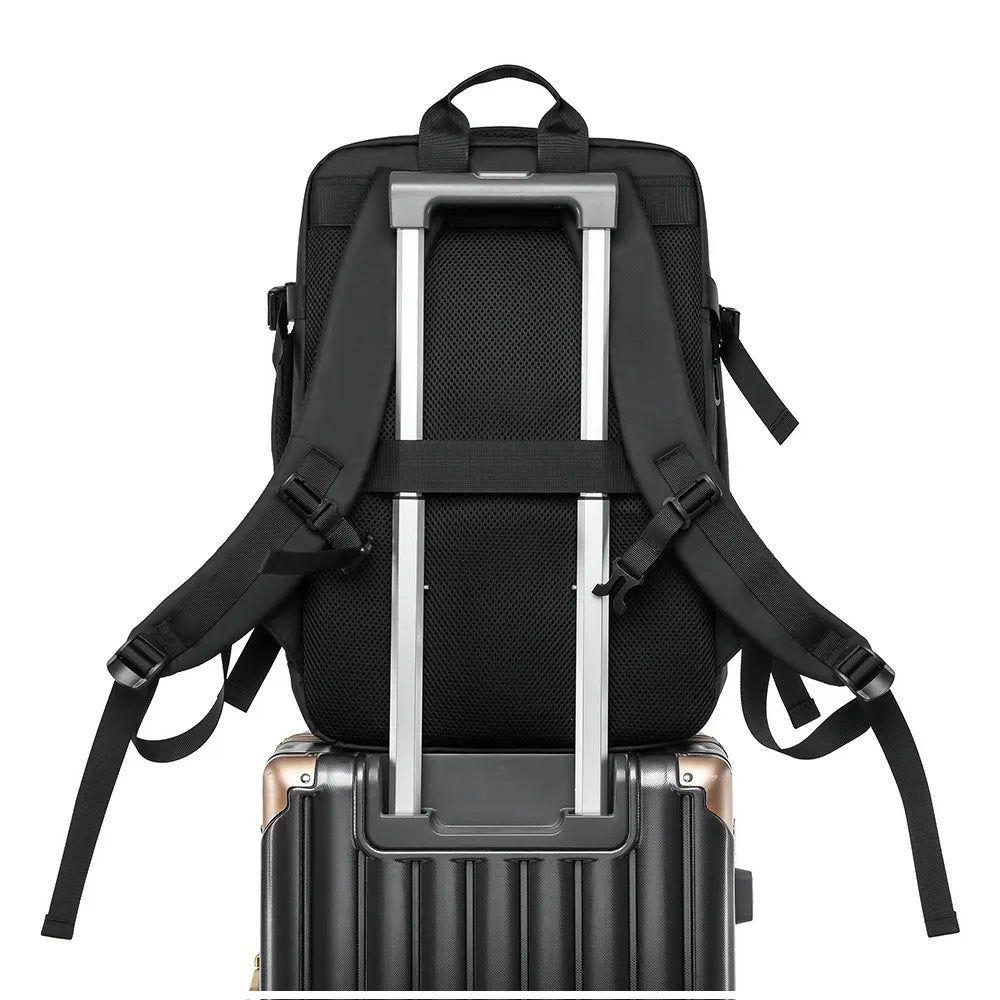 Mochila Laptop Ejecutiva Expandible USB Antirrobo-9