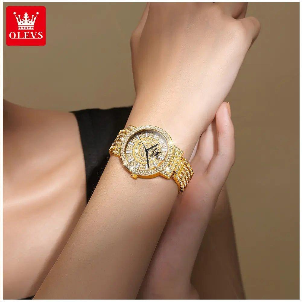 Reloj de Lujo Dorado para Mujer Cuarzo Cristales y Acabado Metálico-4