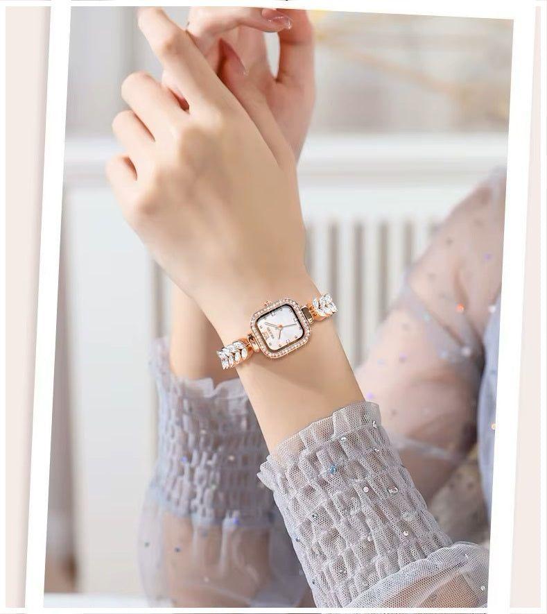 Reloj de mujer diseño sirena con circonias-7