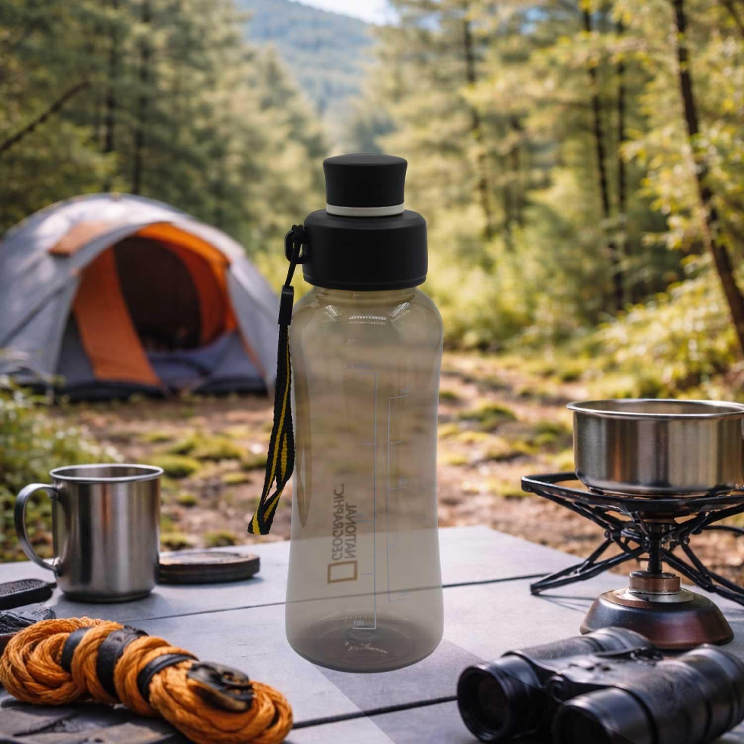 Botella hidratación 700ML Negro National Geographic-3