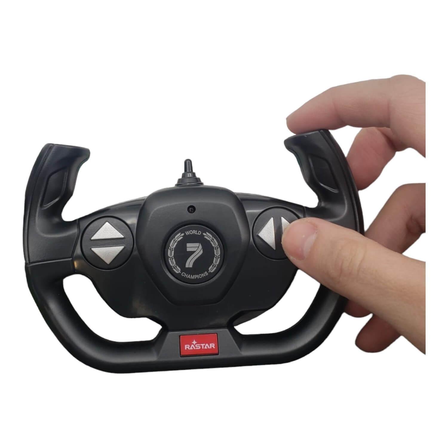 Auto a control remoto Mercedes-AMG Formula 1 Escala-2