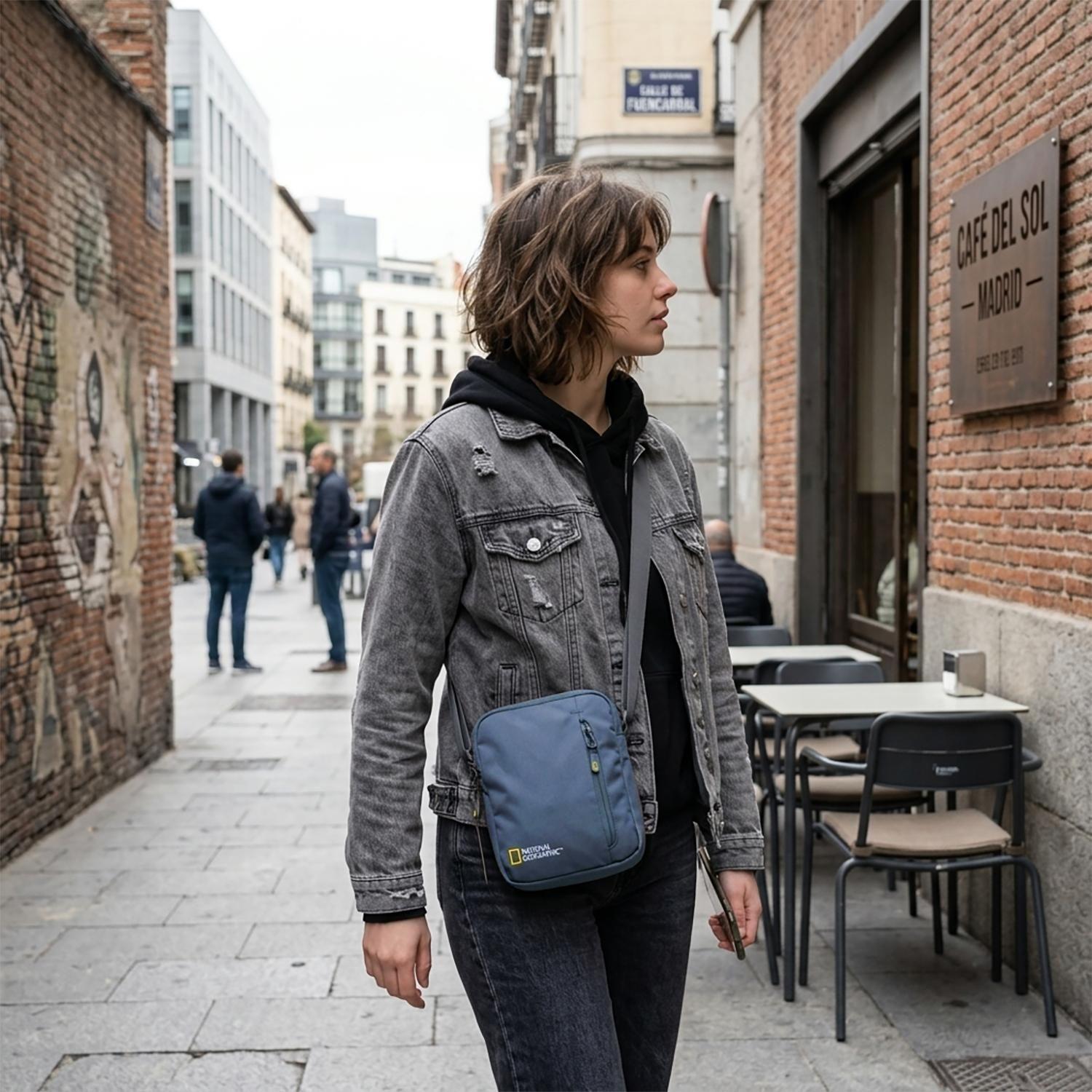 Banano Bolso Viaje Crossbody Wild Azul 3L-1