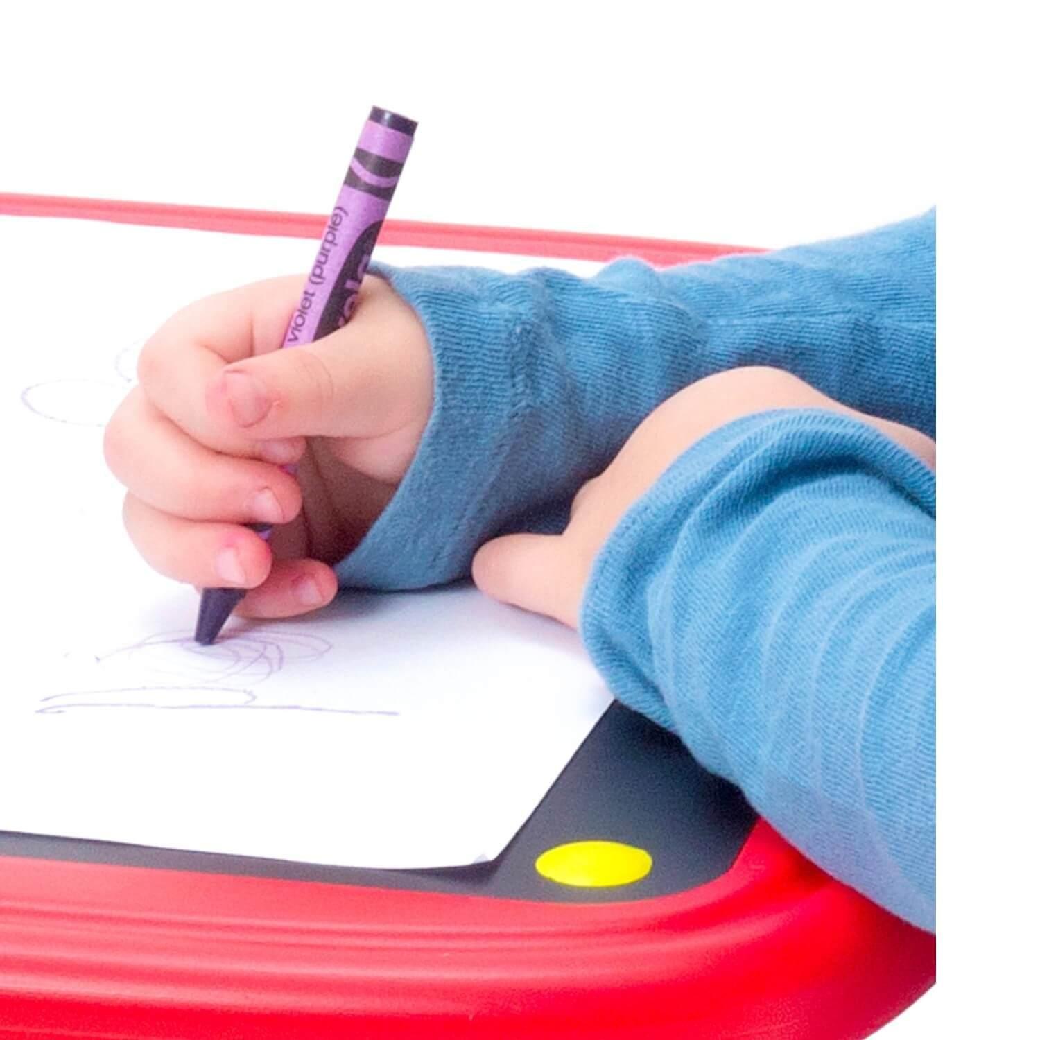 Mesa De Pintura Y Arte Para Niños 36x33x70 Cms Crayola-4