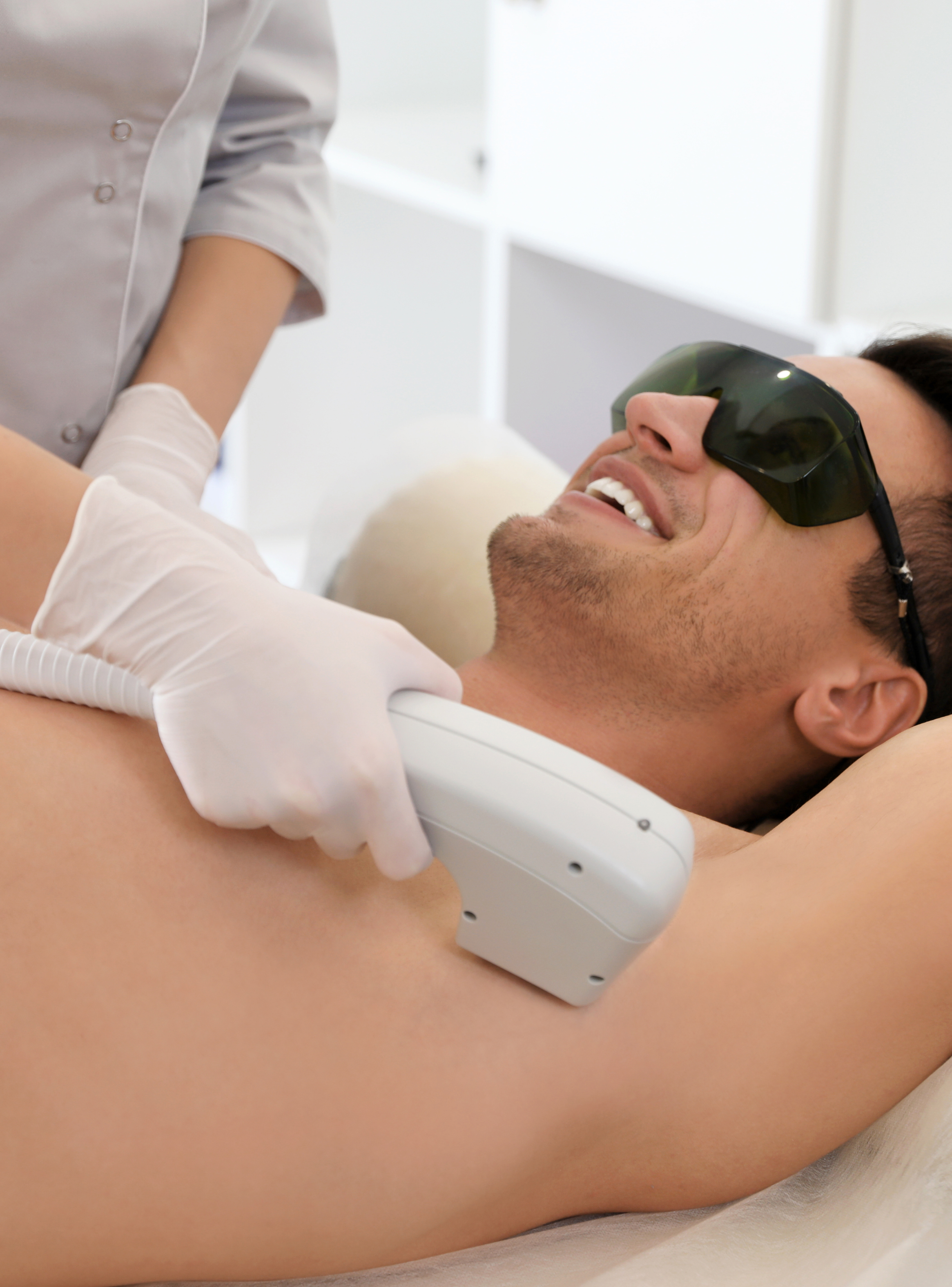 6 Sesiones Depilación Multiláser Piernas Completas y Axilas-1