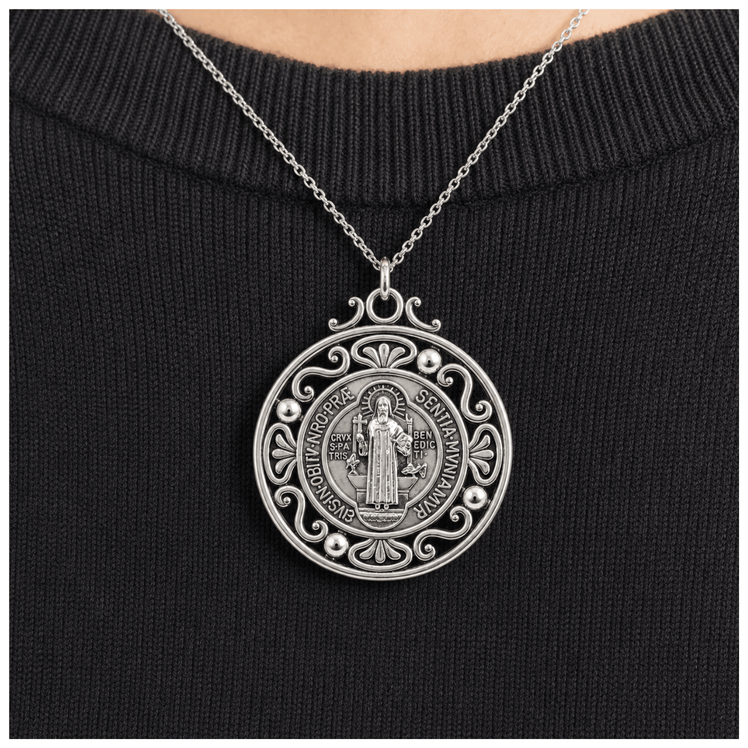 Collar Medalla San Benito de Acero Escudo Espiritual 45 X 40 mms-6