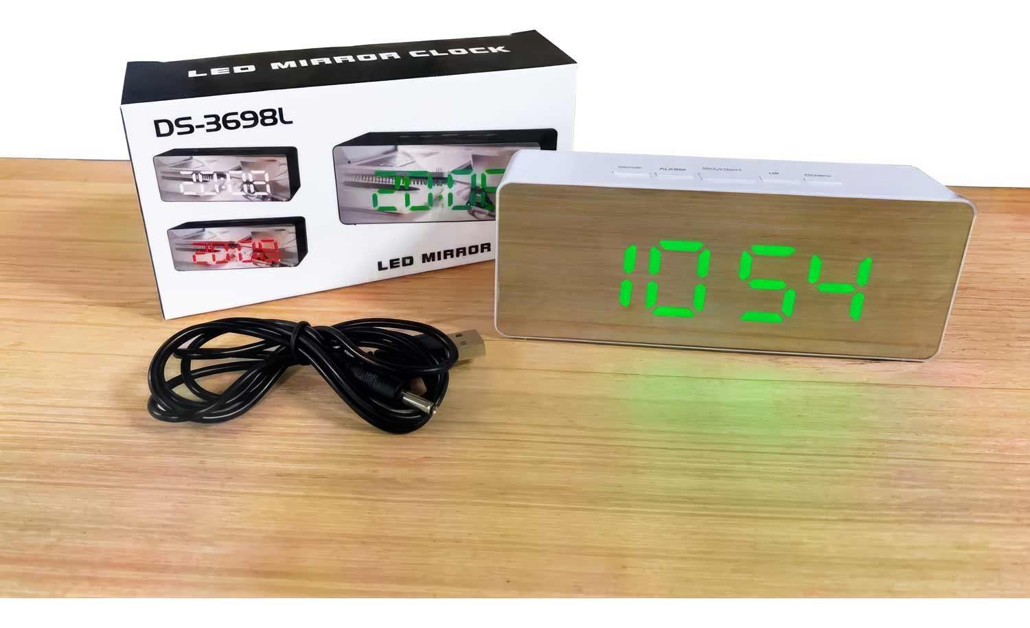 Reloj Digital Luz Led Numeros Iluminado Color Puerto Usb-3