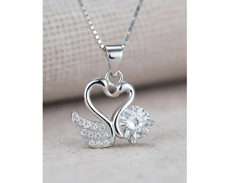 collar pareja cisnes con caja de rosas-2