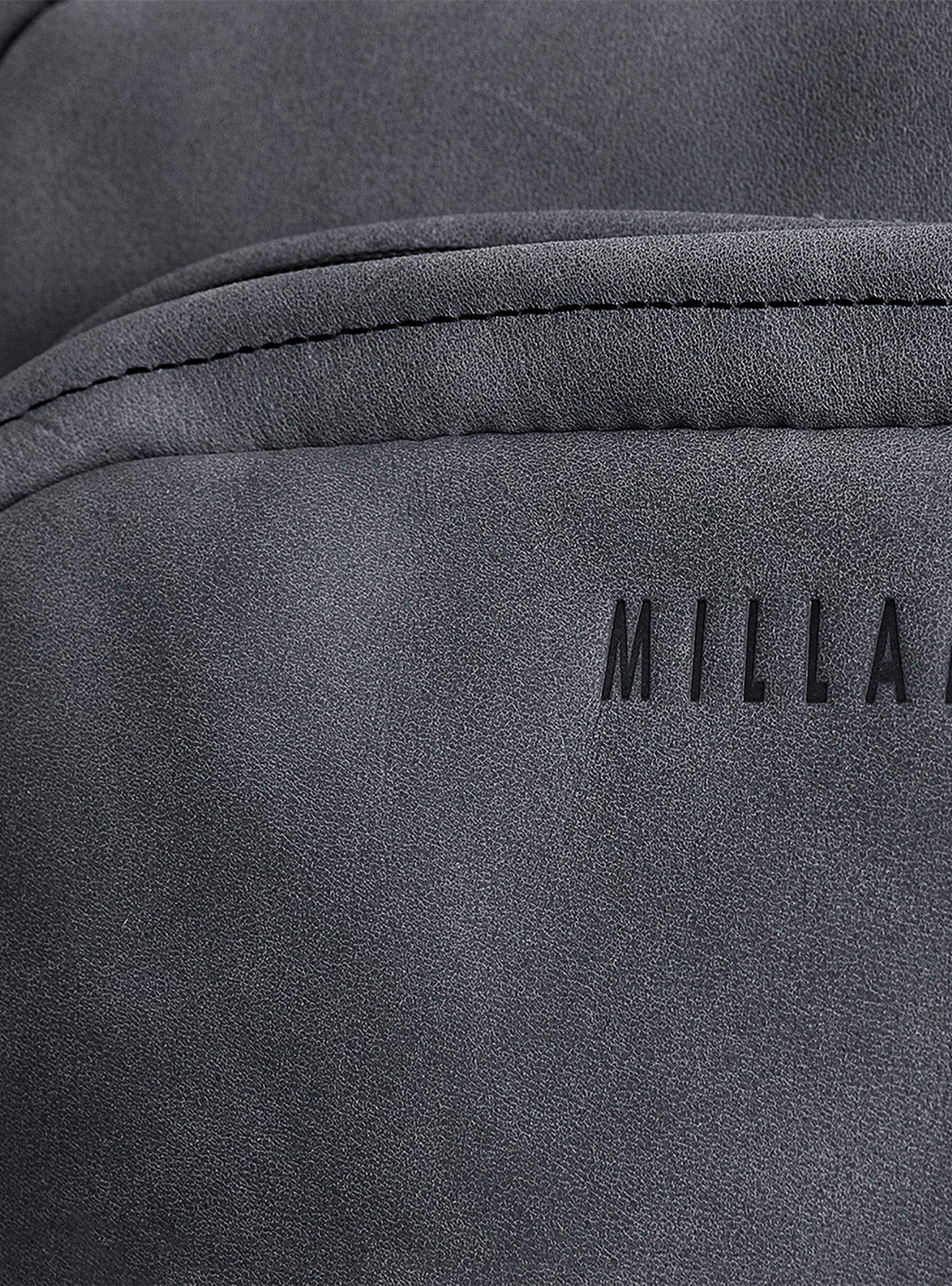 Mochila de Cuero Natural Negro Bolsillo Grande Frontal-3