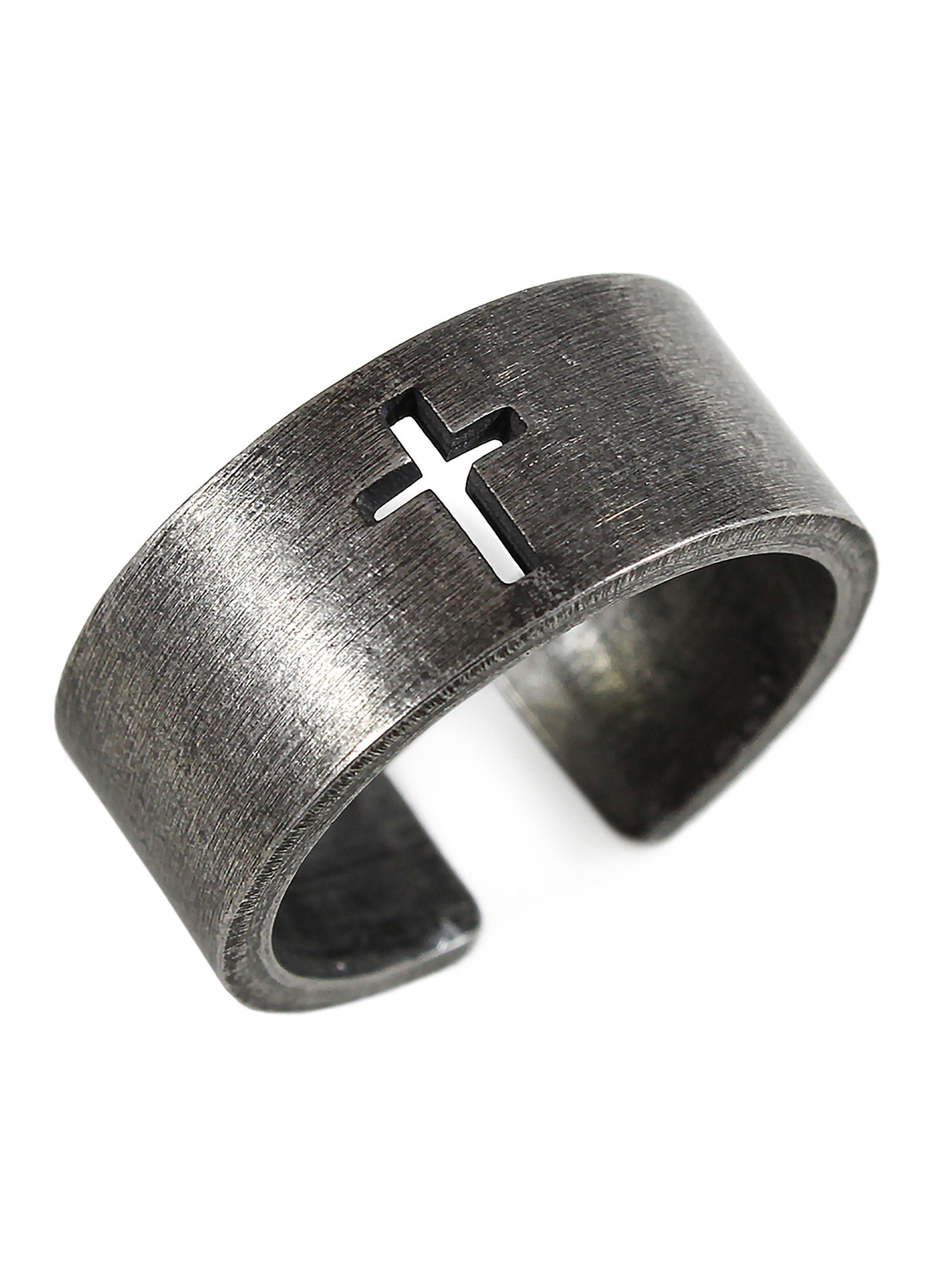 Anillo de Acero Plateado Envejecido con Cruz Hueca Talla 8-0