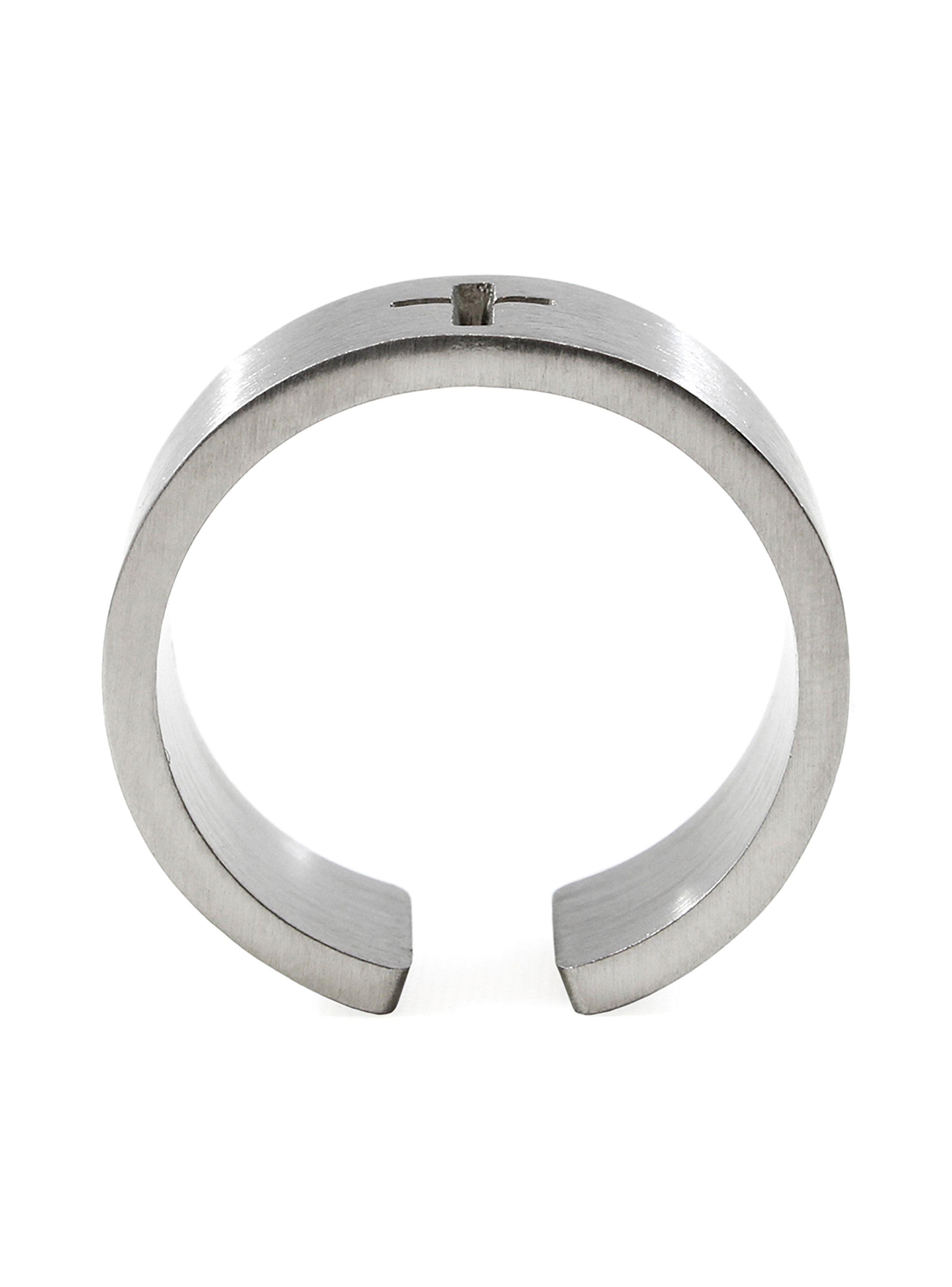 Anillo de Acero Plateado Brillante con Cruz Hueca Talla 8-2
