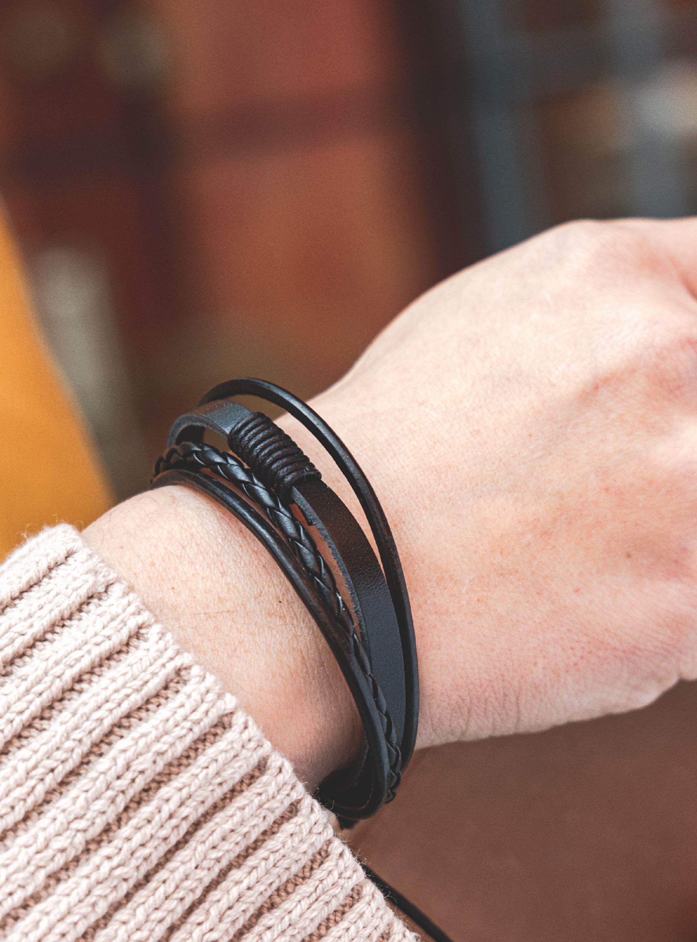 Pulsera Cuero Negro Texturas 4 en 1 Unisex Ajustable-1