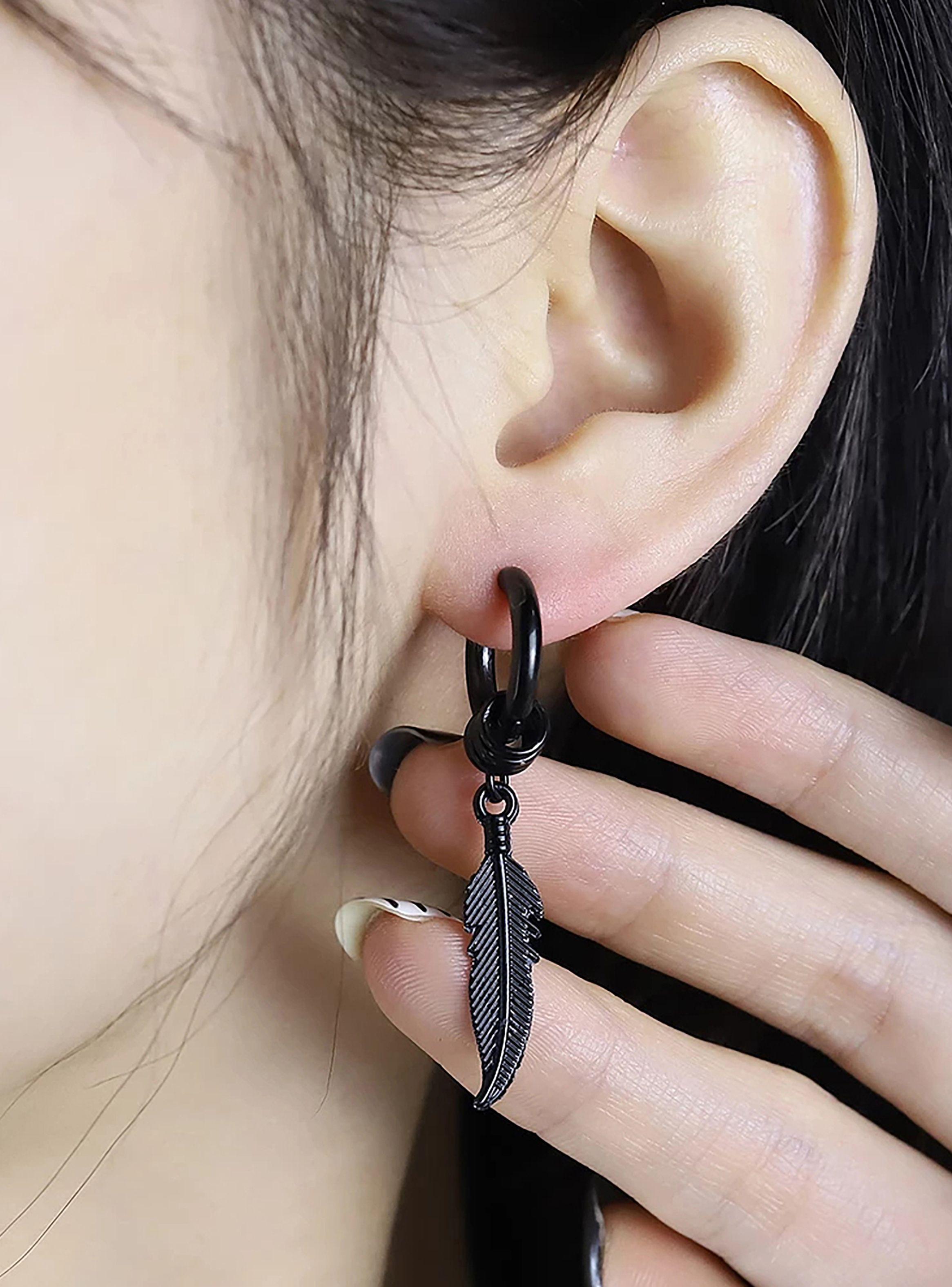 Aro Argolla Negro con Dije Pluma Colgante-2